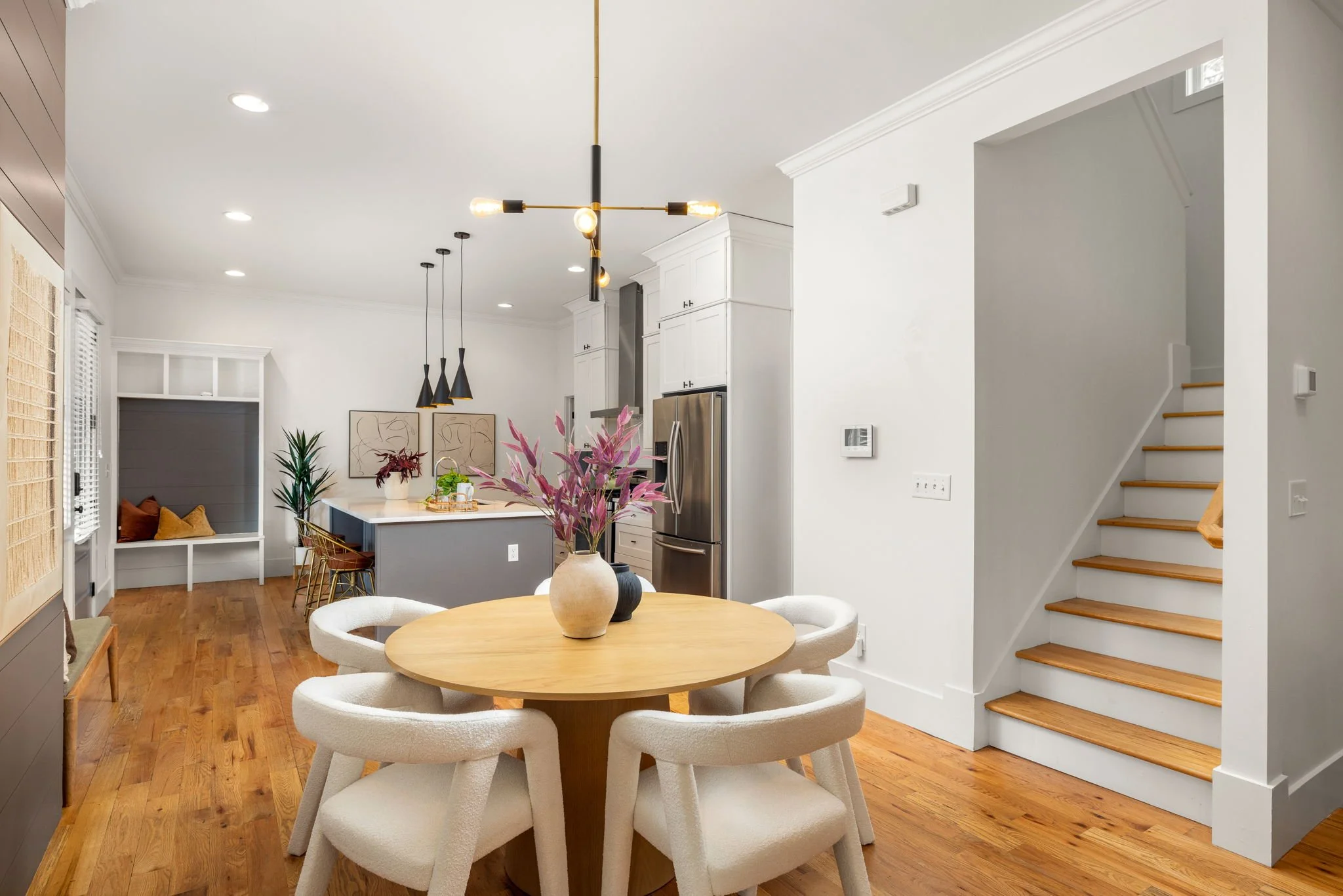 7 5-web-or-mls-20260114_1085wylie_fandel017.jpg