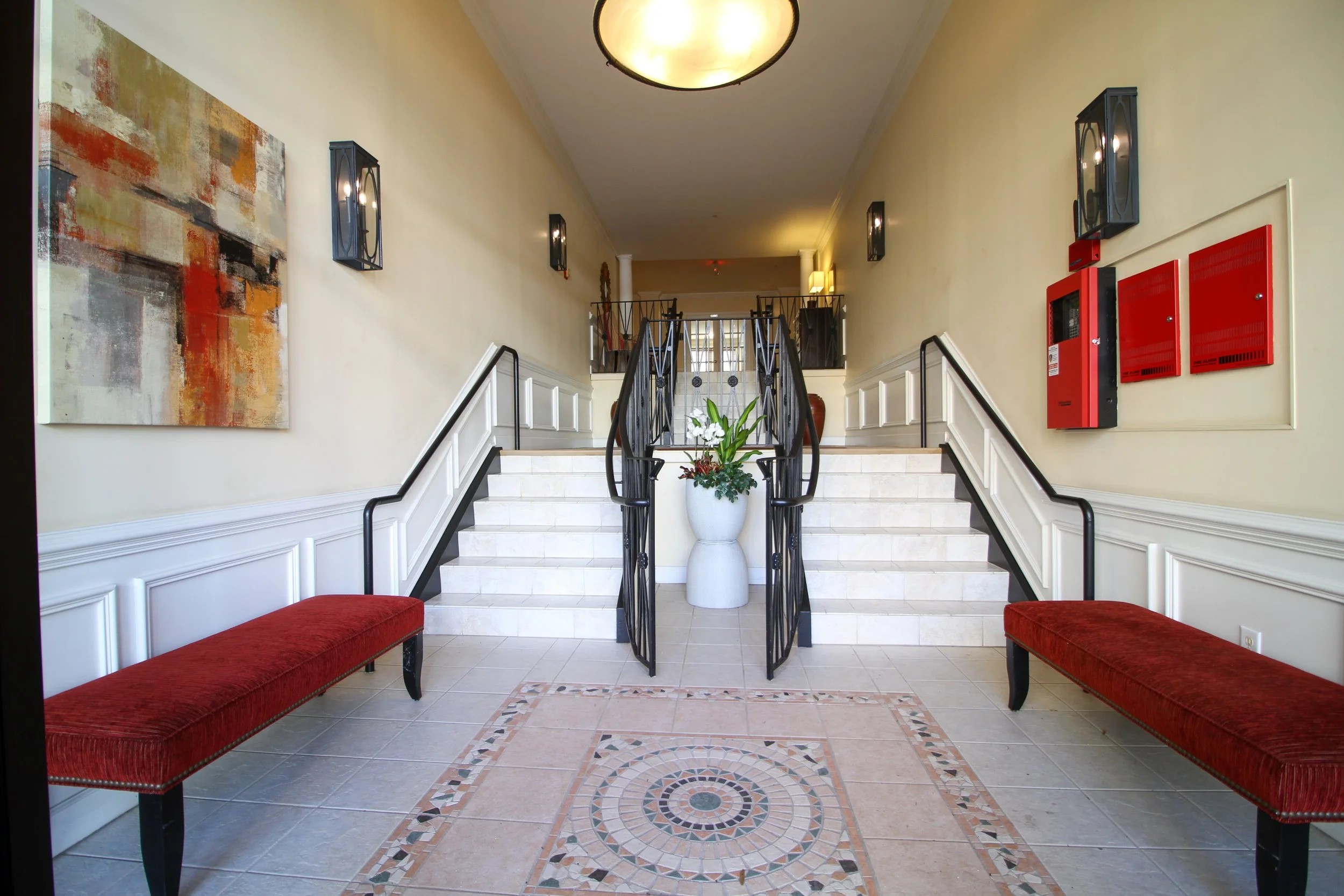 23 Guest Entrance.jpg