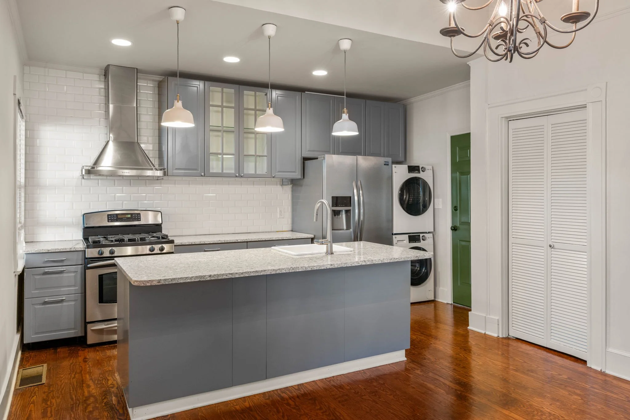 12 21-web-or-mls-20260903_761monroe_fandel097.jpg