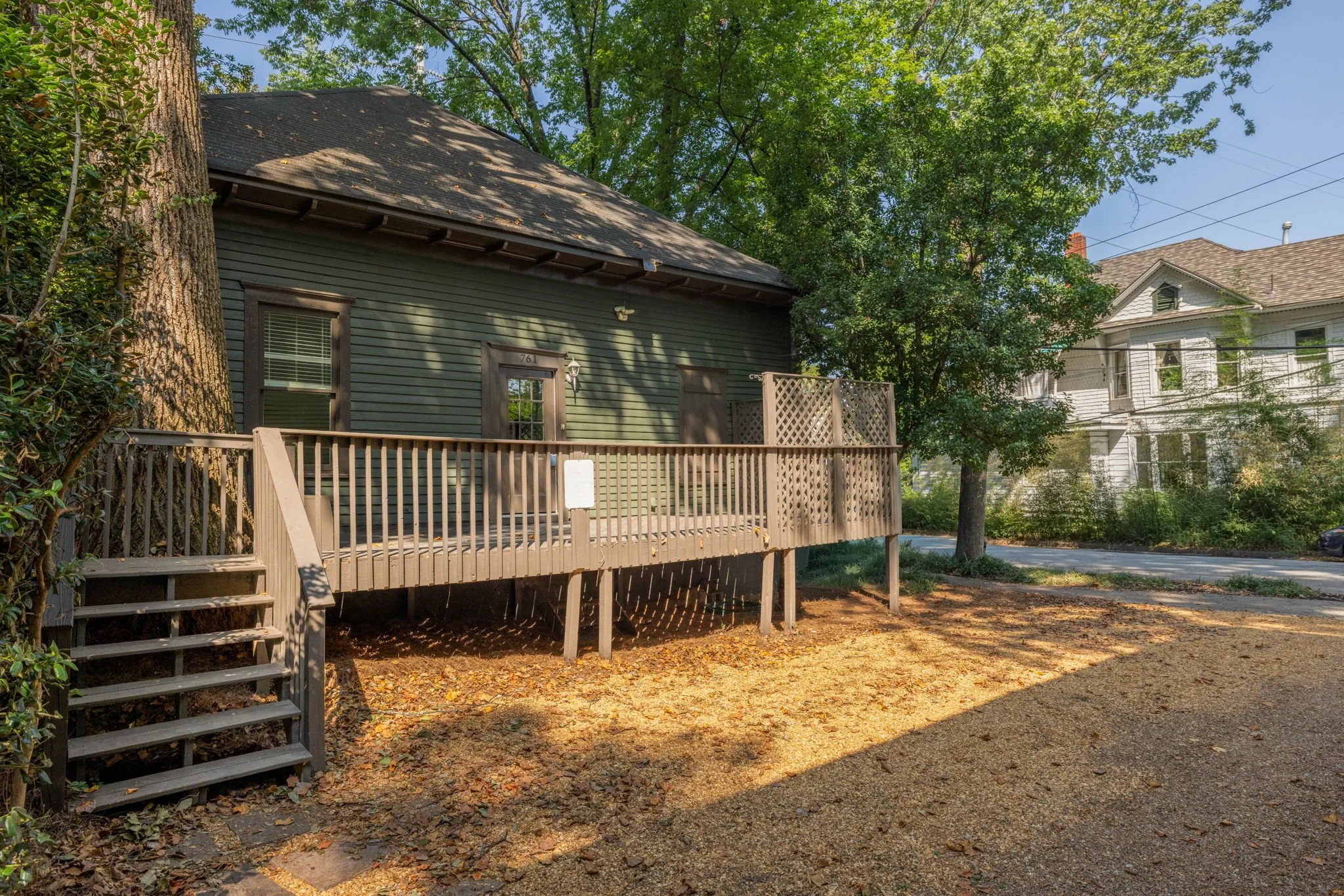 24 1-web-or-mls-20260903_761monroe_fandel055.jpg
