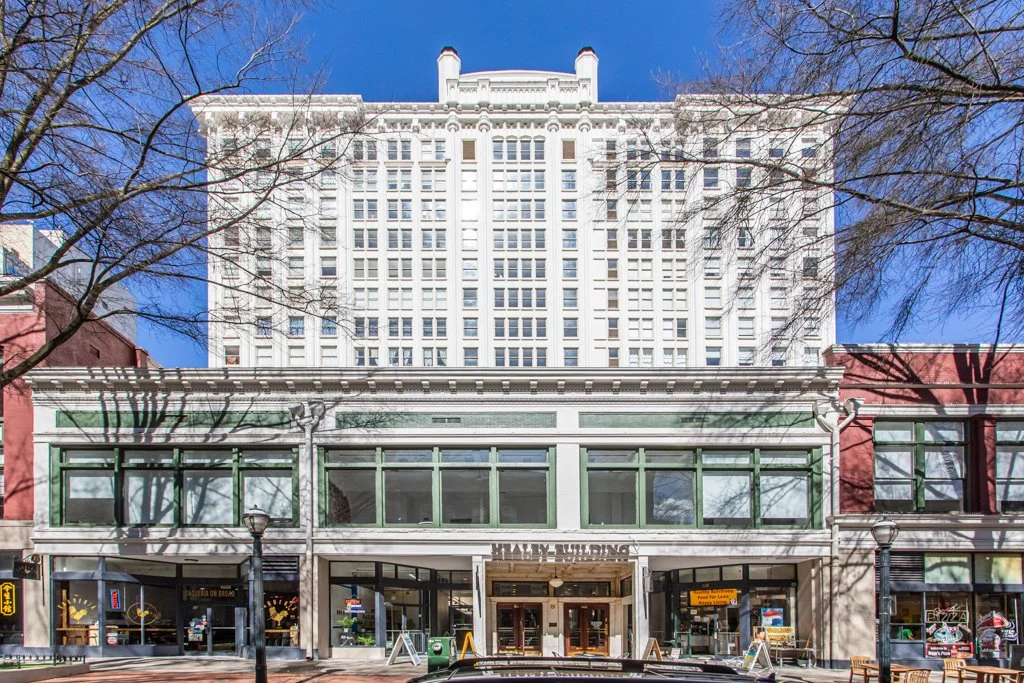 Connected &amp; Classic: Pedestrian-Friendly Office Space Steps from MARTA