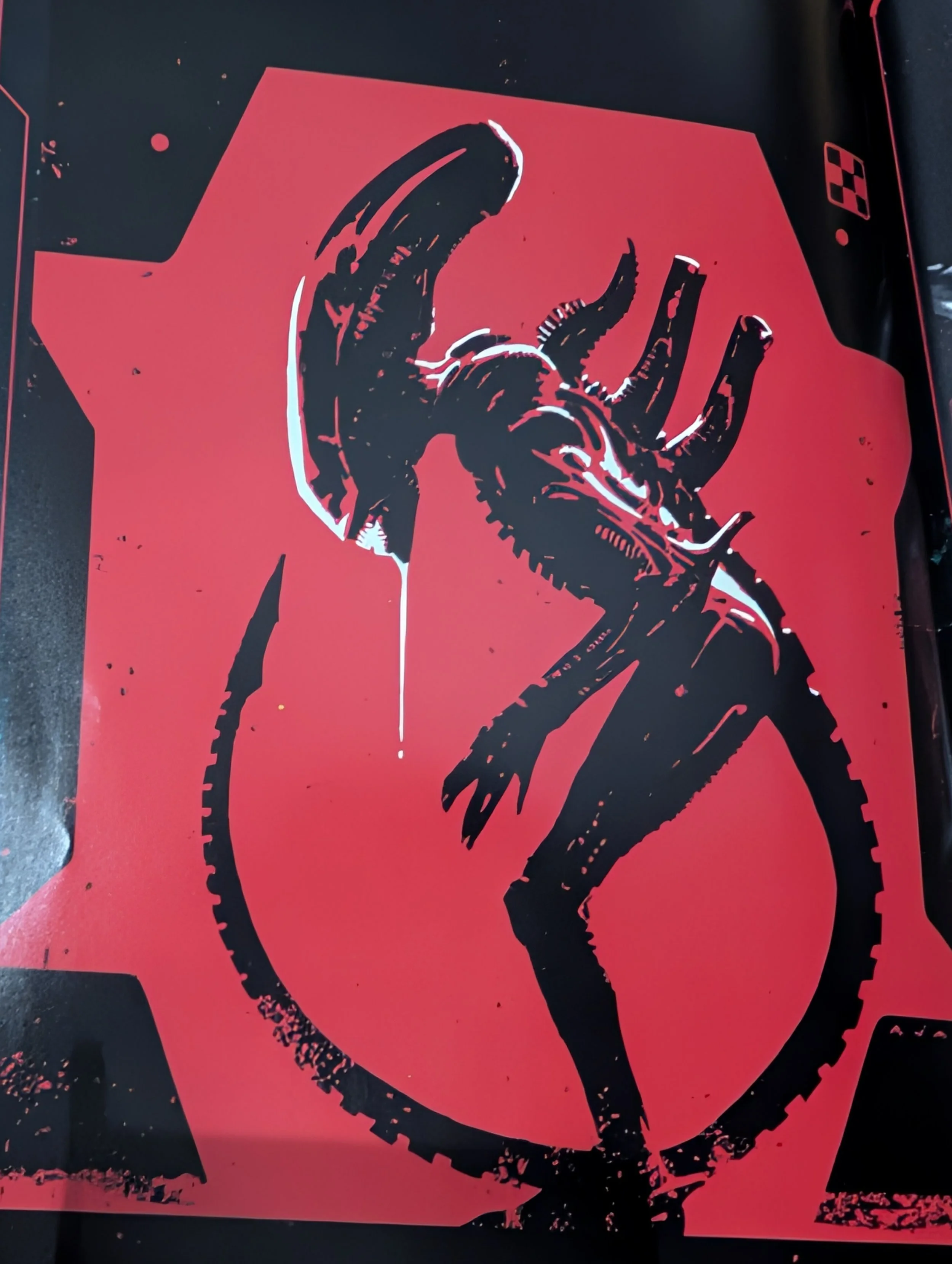 Falling Face-First into Alien: Black, White &amp; Blood – Treasury Edition