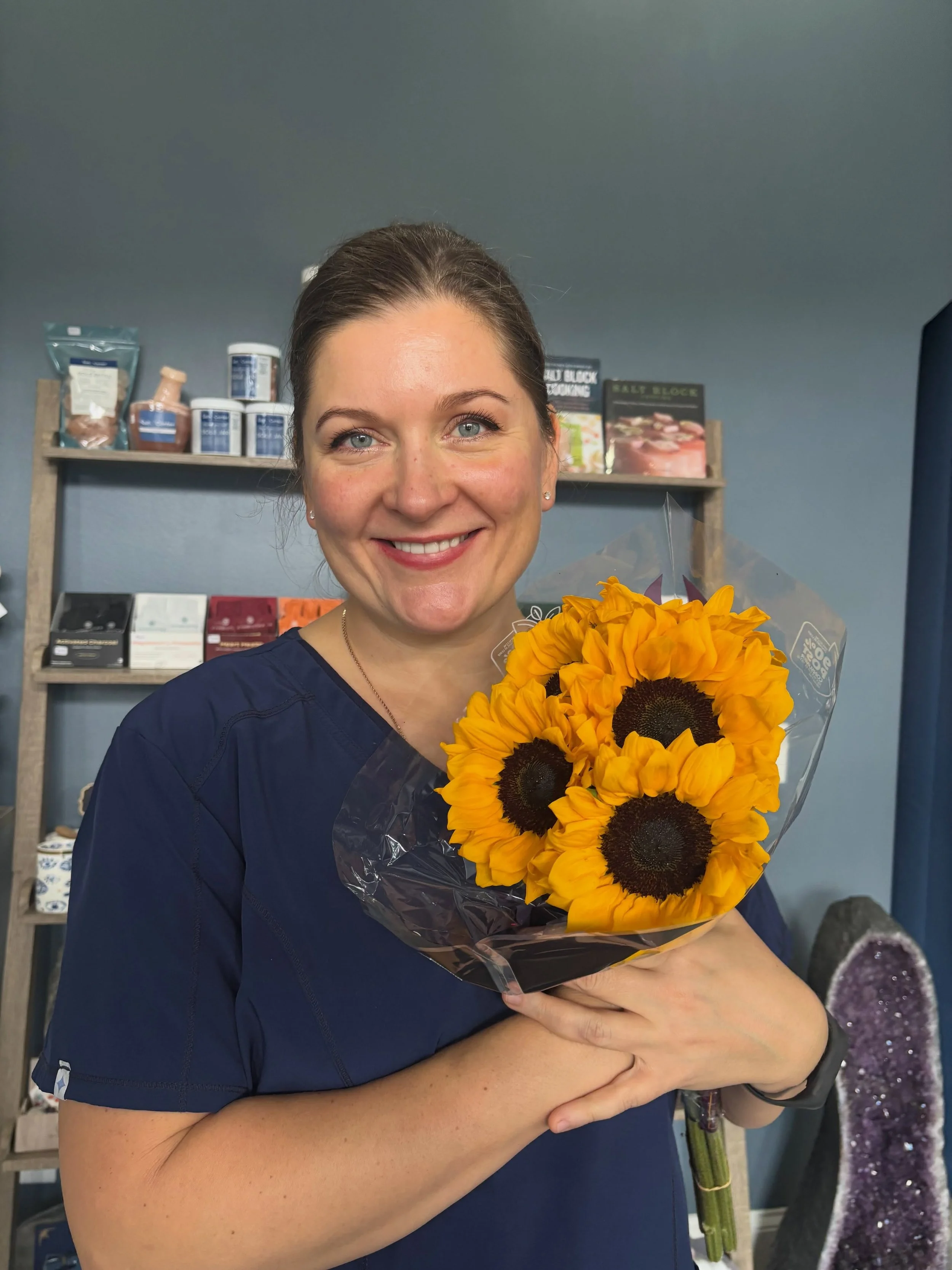 Help us in wishing Natalia , one of our AMAZING Licensed Massage Therapists, the HAPPIEST Of BIRTHDAYS!! 🌻🌻🌻

Book your Massage with Natalia through our online booking website at TheSaltCenter.com or call/text the frontdesk.