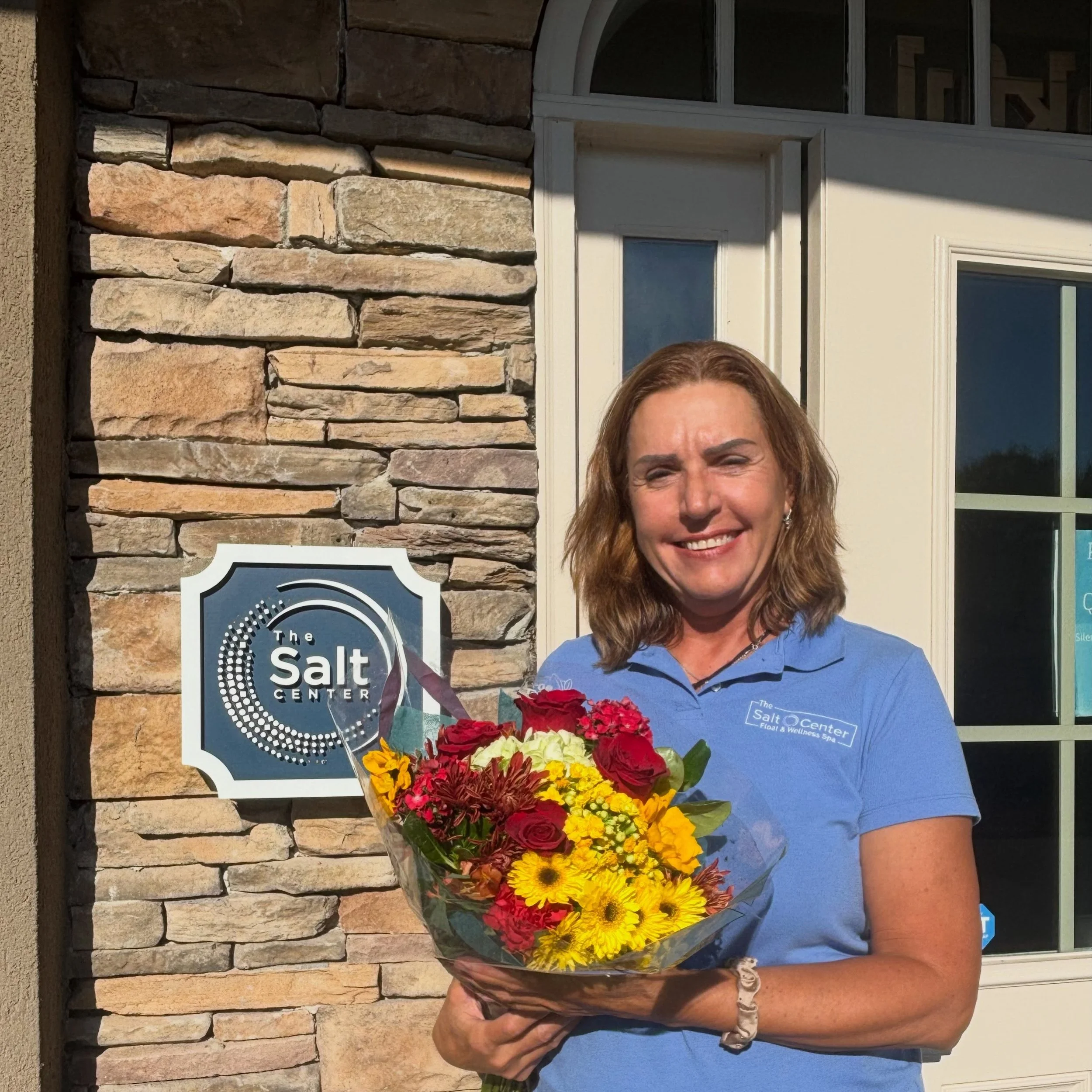 🎉 SIX YEAR Anniversary for Lana! 🎉
Svitlana, has been offering Massage Therapy with us at The Salt Center: Float &amp; Wellness Spa for 6 years! 🎉
Show her some ❤️ on this Work Anniversary.
We love ya Lana! 🫶🏽