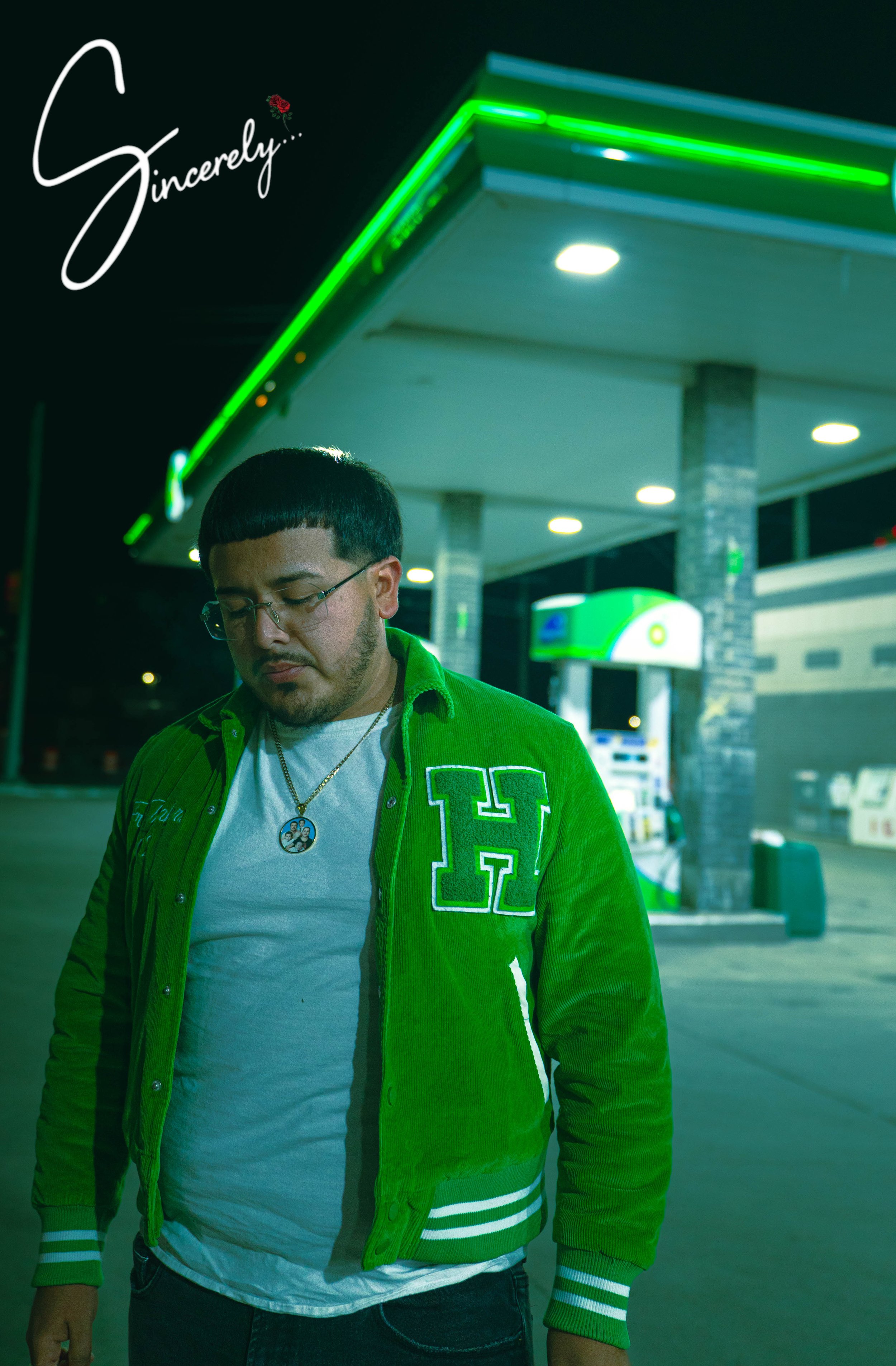 gabriel greenv2-6wlogo.jpg