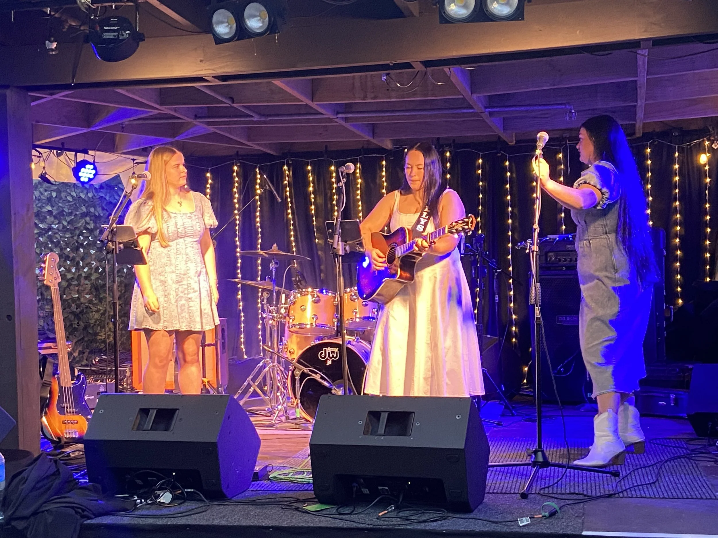 Raglan -  October 2025- Opening for Coopers Run