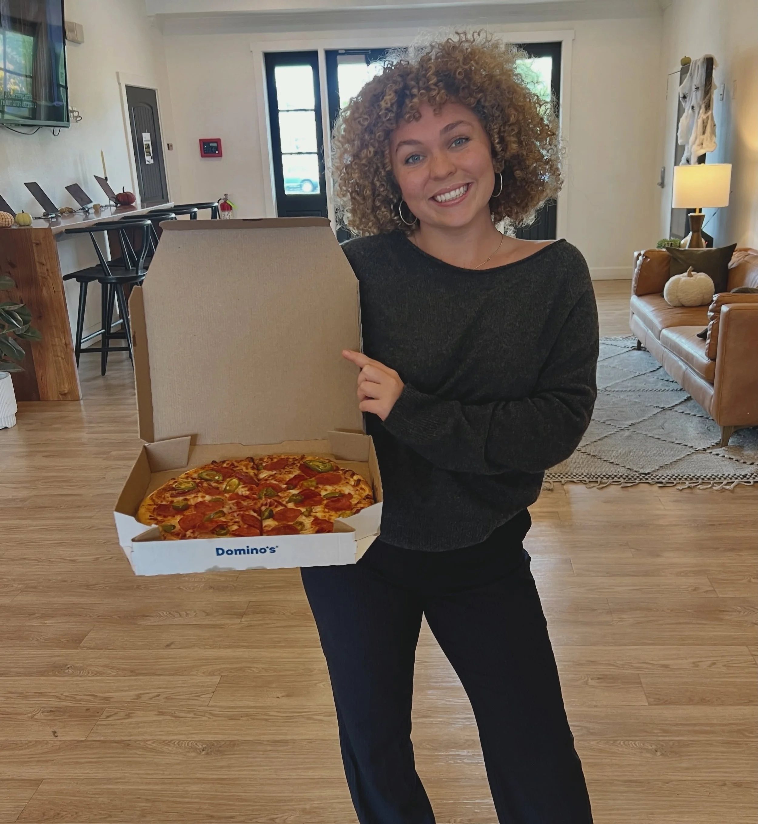 Did someone say FREE PIZZA?! 🍕🍕🍕

If your entire unit renews their lease, dinner is on us! Talk to your roommates and lock it in before time runs out! 🔒

#free #pizza #renew #resident #fortcollins