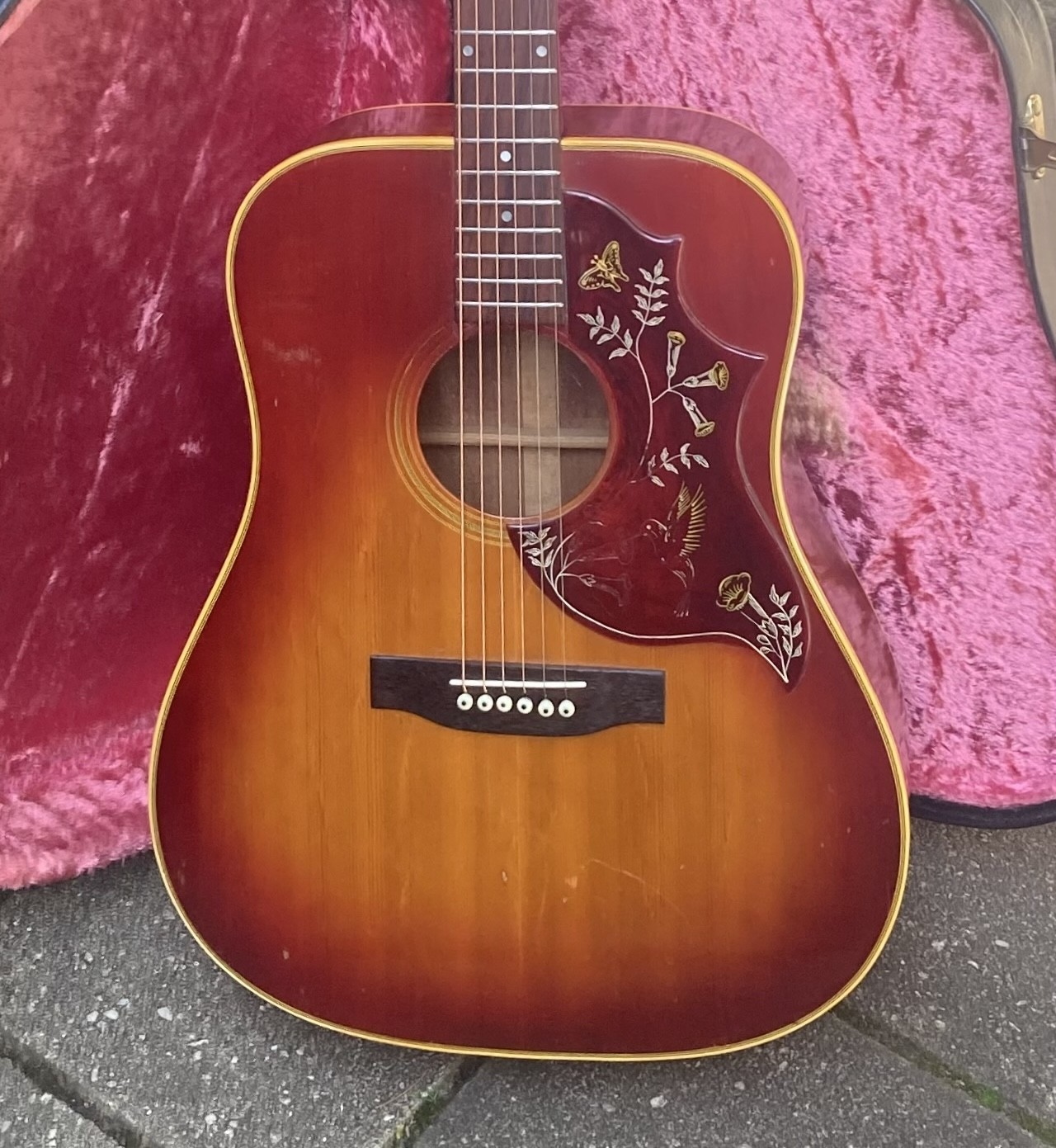 Gibson Hummingbird/J-55 Sunburst c.1974