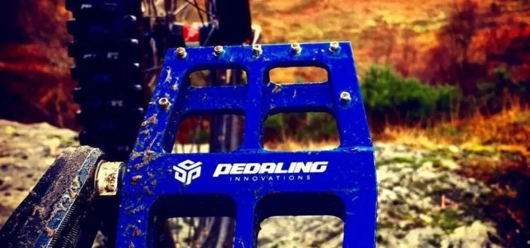 WHEN SHOULD MY KID USE CLIPLESS PEDALS?
