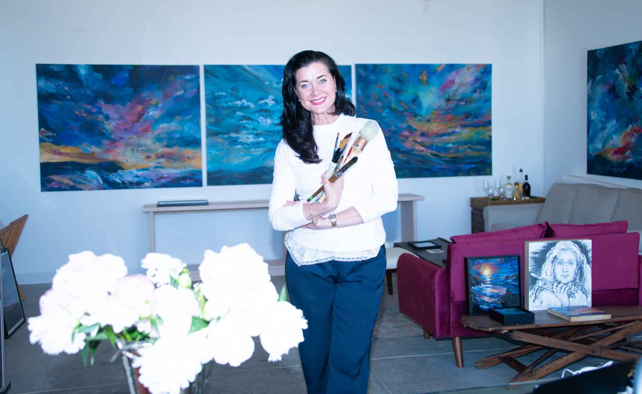 Fine Artist Robbi Firestone in Studio. Photo Credit: Daniel Philip Kronberg.