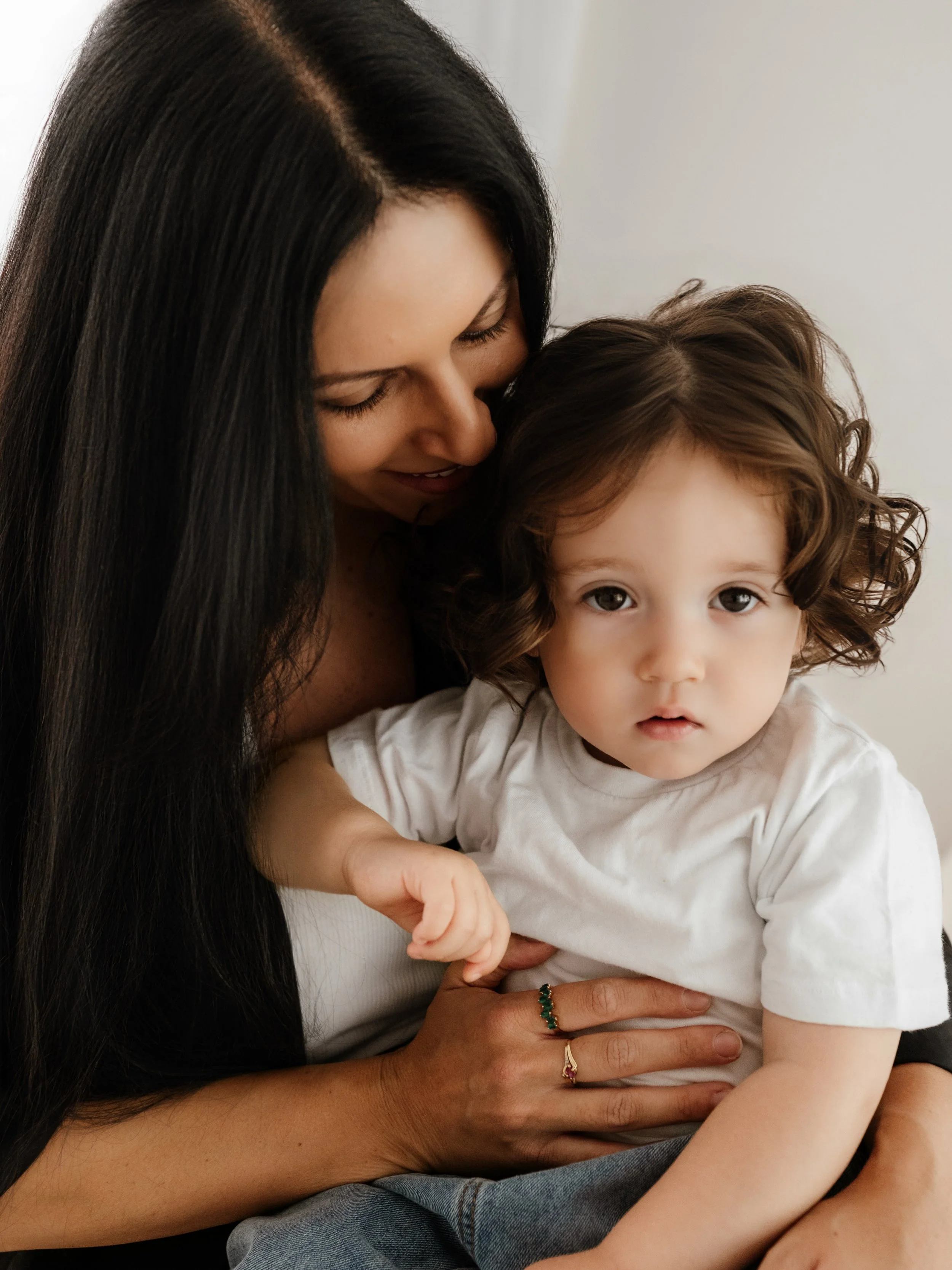 Every time a mum books a photographer&hellip; there&rsquo;s usually a little voice in the back of her mind saying:

&ldquo;Is this really worth it when I already have thousands of photos on my phone?&rdquo;

And honestly&hellip; I get it.

We&rsquo;v