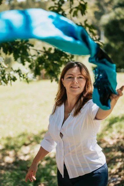 Angelika Waesch, professional photographer based in Bendigo, Victoria, specialising in corporate events, conferences, weddings, branding, headshots and family photography.