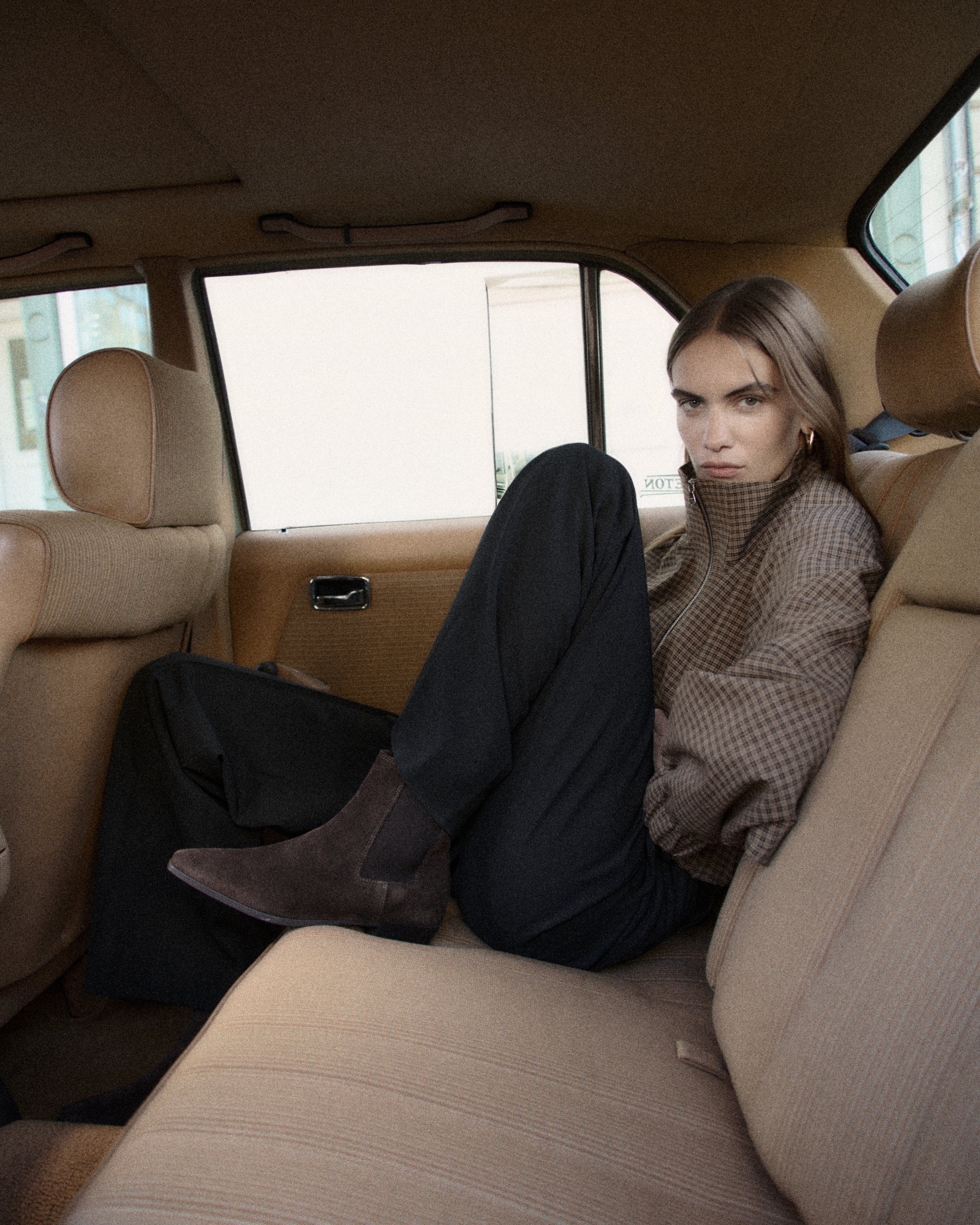 CPH 294 suede_chocolate_403b.jpg