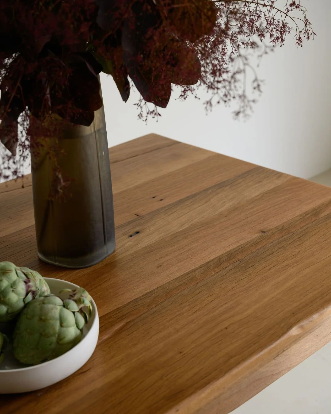 MATERIALS | Leura Blackbutt 

Leura Blackbutt is the latest addition to our recycled Australian hardwood inventory. Salvaged from a small residence in Leura, this parcel of 340 metres came to us purely by chance and perfect timing, and we&rsquo;re so