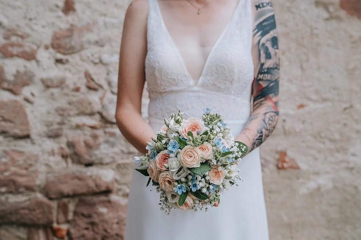 Liebt ihr die Str&auml;u&szlig;e eher in Pastellt&ouml;nen oder knallig und Bunt? Dezent oder auffallend?

Hochzeitsfotografin Karlsruhe/ Rastatt/ Stuttgart/ Freiburg/ Landau - Baden W&uuml;rttemberg: www.saskiapfeiffer-fotografie.net

#hochzeitsfoto