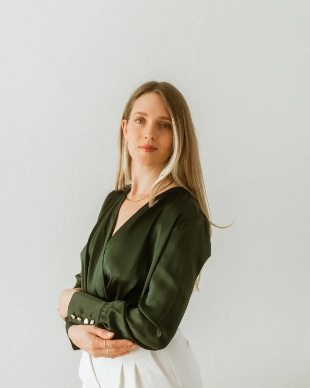 What patients experience as a final result is only a small part of the process.⁠
⁠
Behind it is a series of decisions guided by structure, proportion, and long-term thinking. That foundation is what allows the work to feel balanced, rather than simpl