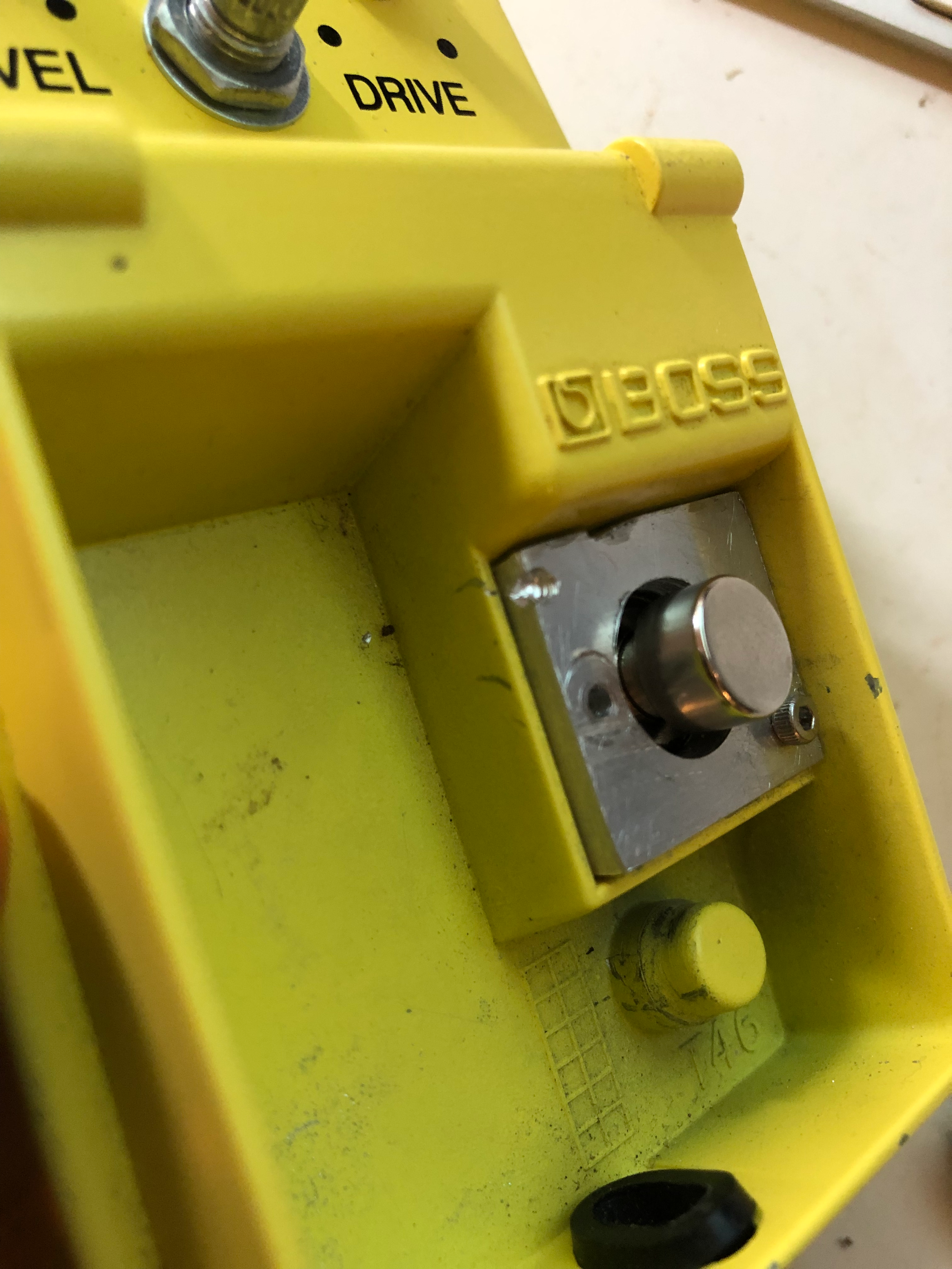 broken Boss SD-1 Modifications.png