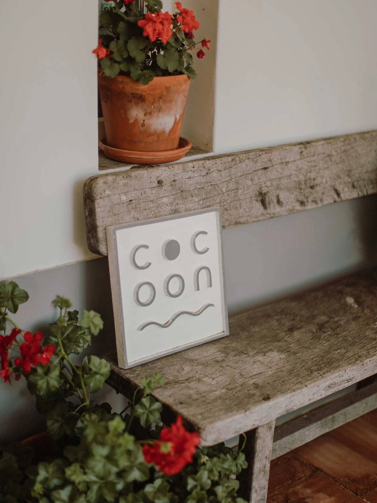 This year our annual New Years Retreat will be held at the stunning @cocoonportugal in Alentejo. 
We’re so thrilled to share this beautiful place with you! 
Join us for 6 days of yoga, incredible food, inspiring workshops, journaling, guest t