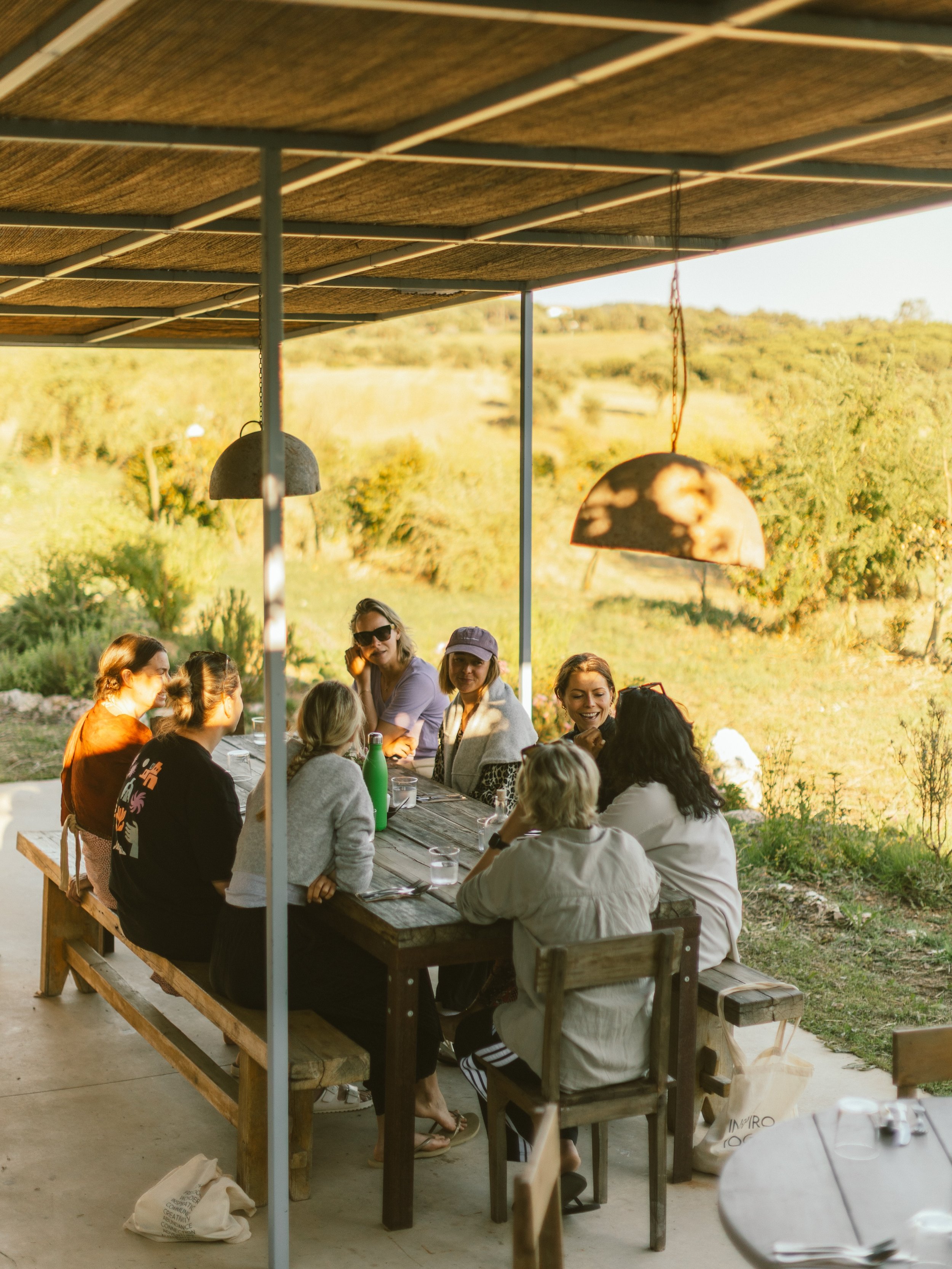 Dinner time at our retreats with one golden rule. 

No phones. 

📷@islagrossi 
#yogaretreat #portugalretreat #disconnecttoreconnect