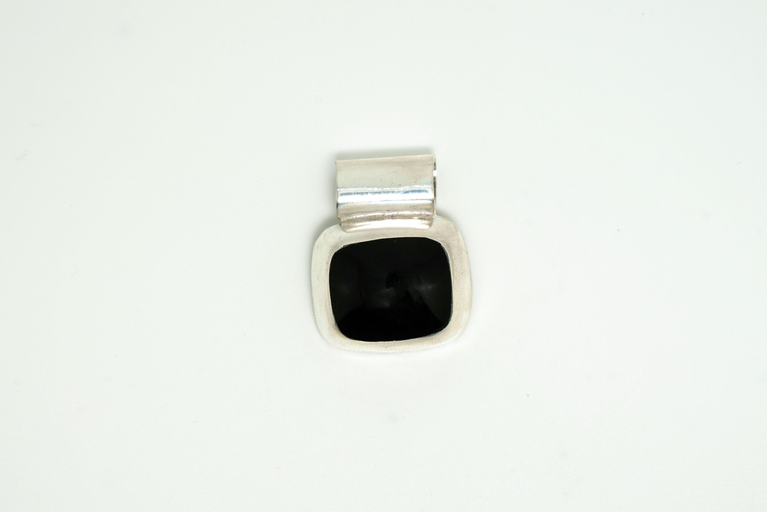 Vintage Sterling Silver Onyx Pendant