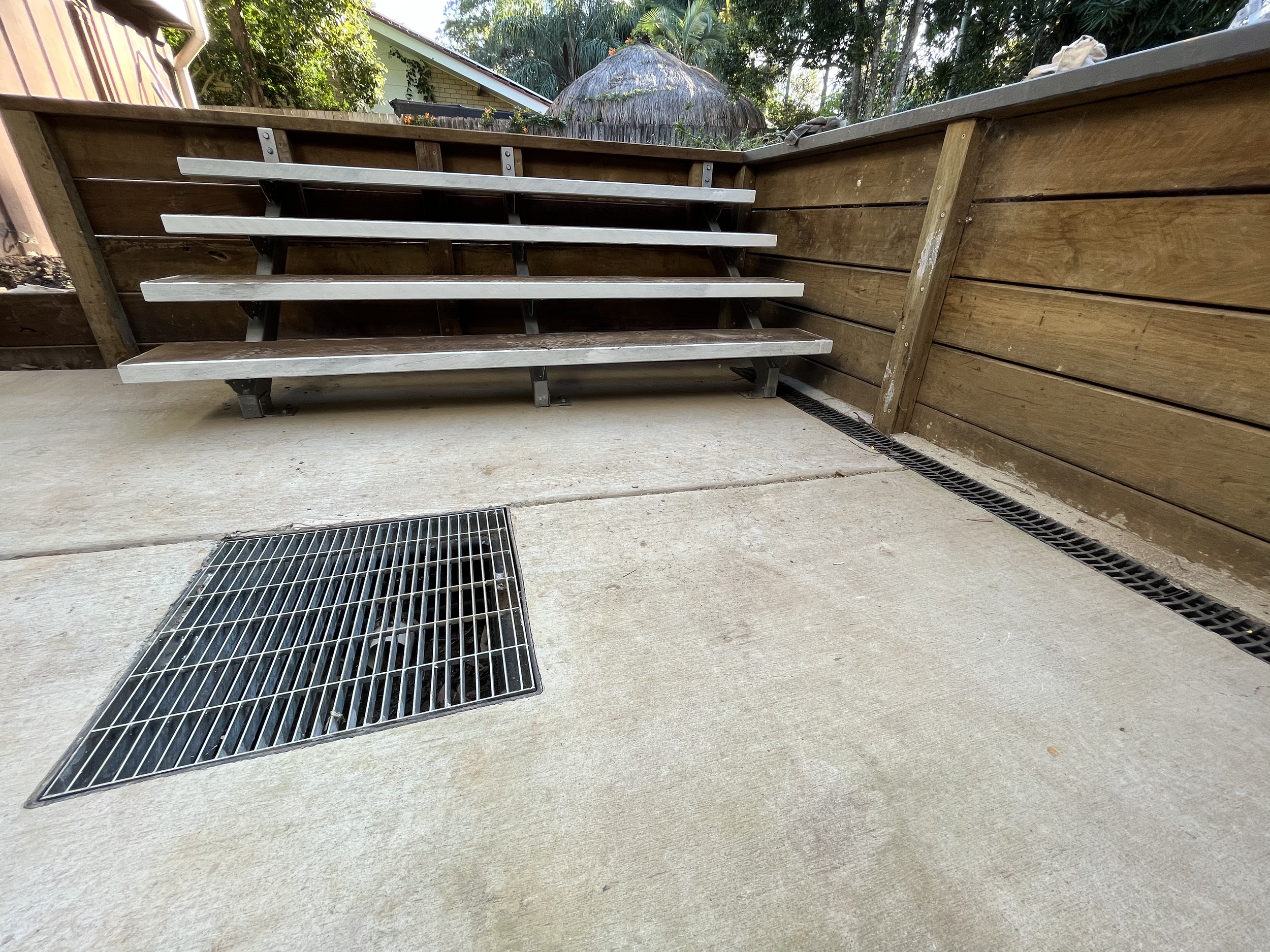 New Hardwood retaining wall and stairs, Daisy Hill