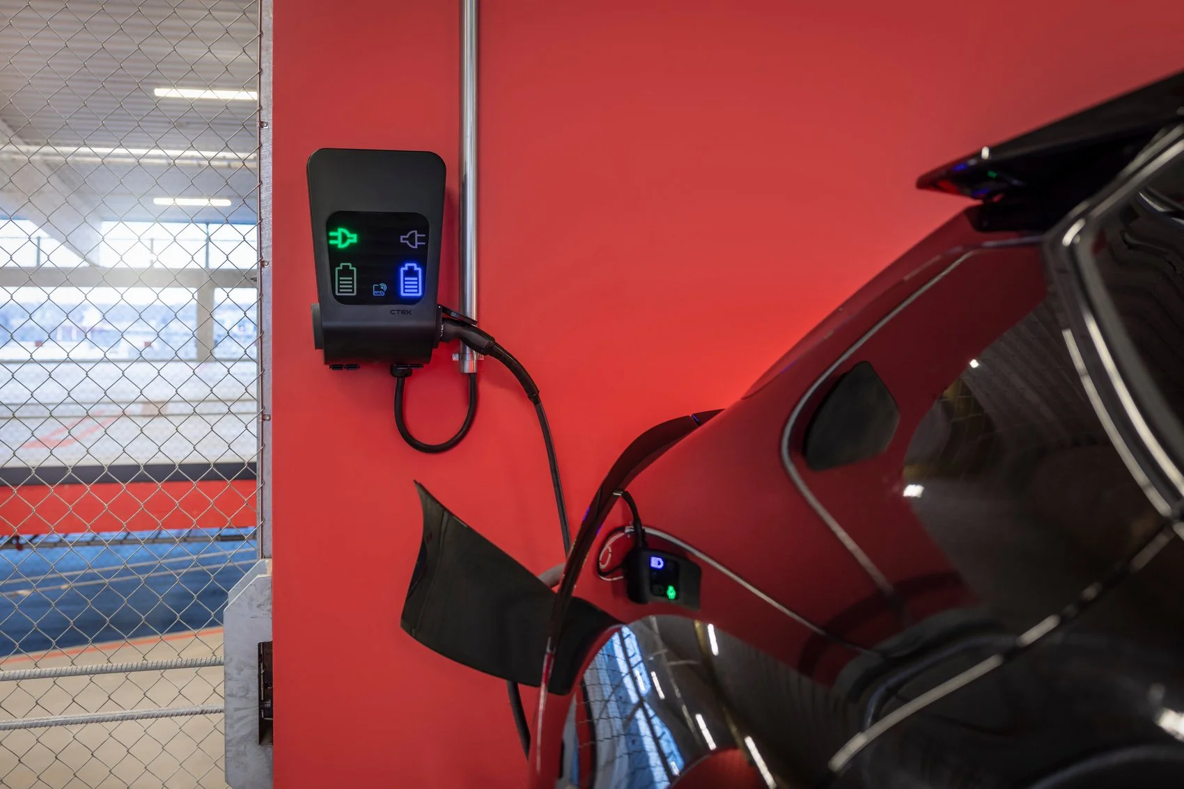 CHARGESTORM_CONNECTED_3-Inre_Hamnen-inuse-005.jpg