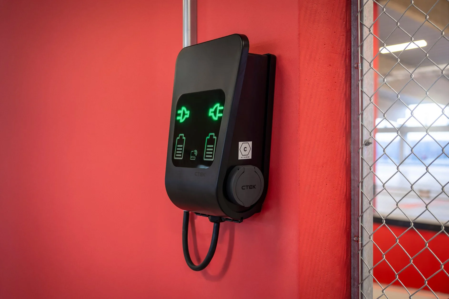 CHARGESTORM_CONNECTED_3-Inre_Hamnen-inuse-004.jpg
