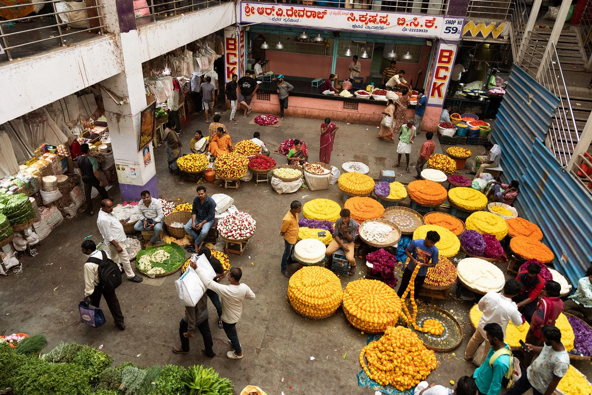 2023_04_Indien_Bangalore_Flower_Market_017.jpeg