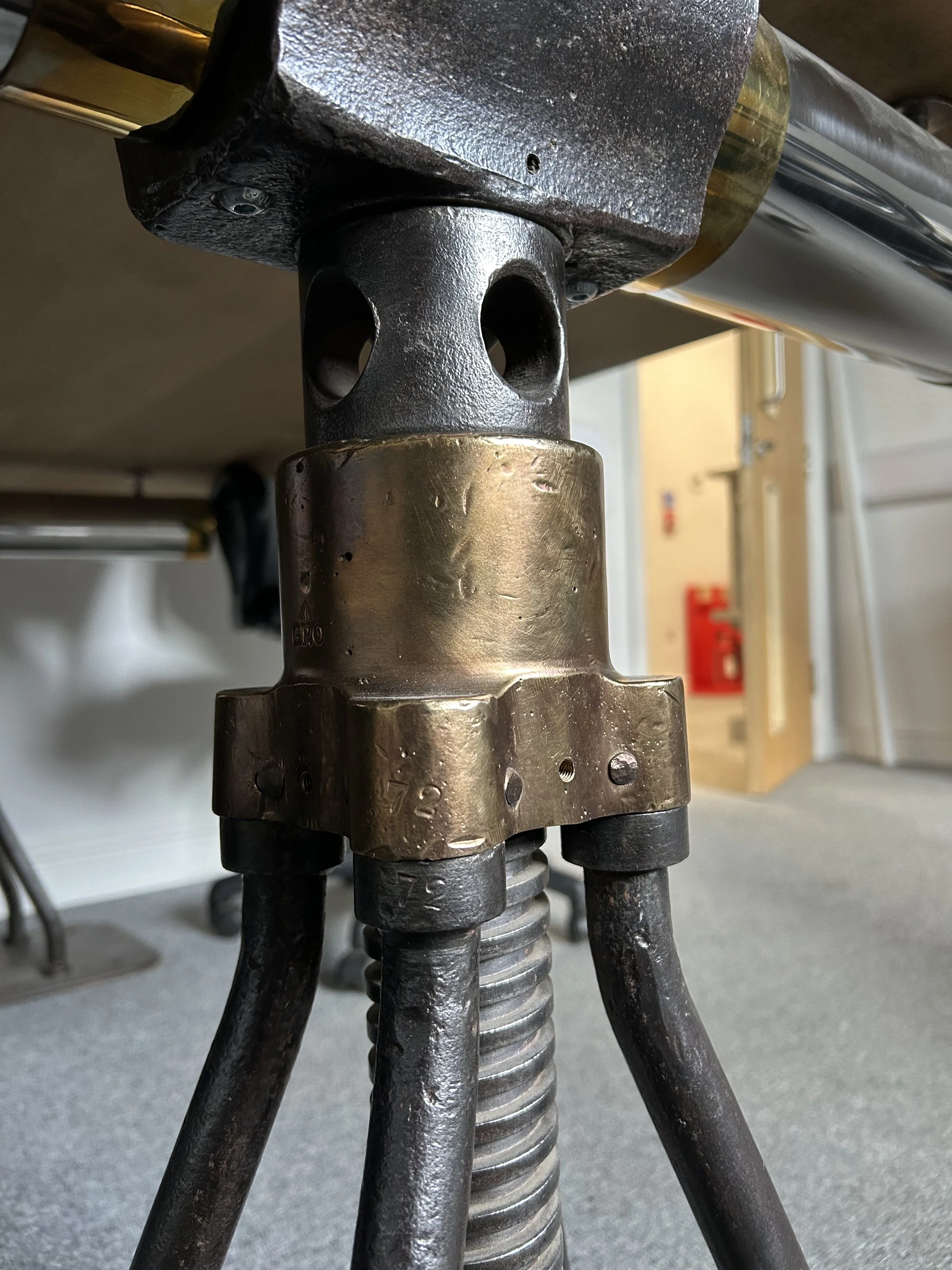 Bronze trestle table leg with adjustable screw fitting