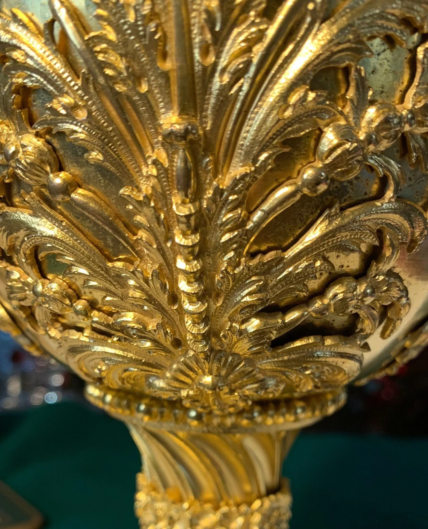 Exquisite detail from a pair of replica 18th century ormolu candelabra we made for the saloon @marchmonthouse, a magnificent Grade A-listed Scottish Palladian mansion. ⁠
Originally designed by the neo-classical designer James &ldquo;Athenian&rdquo; S