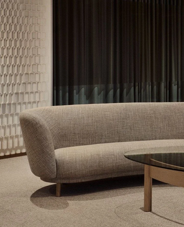 Ett av de fyra bidrag i tävlingen Sveriges snyggaste kontor som vi har varit med och utvecklat - huvudkontoret för @abbviesverige ! 
Kontoret är beläget i fastigheten Forskaren, Hagastadens nya destination för life science