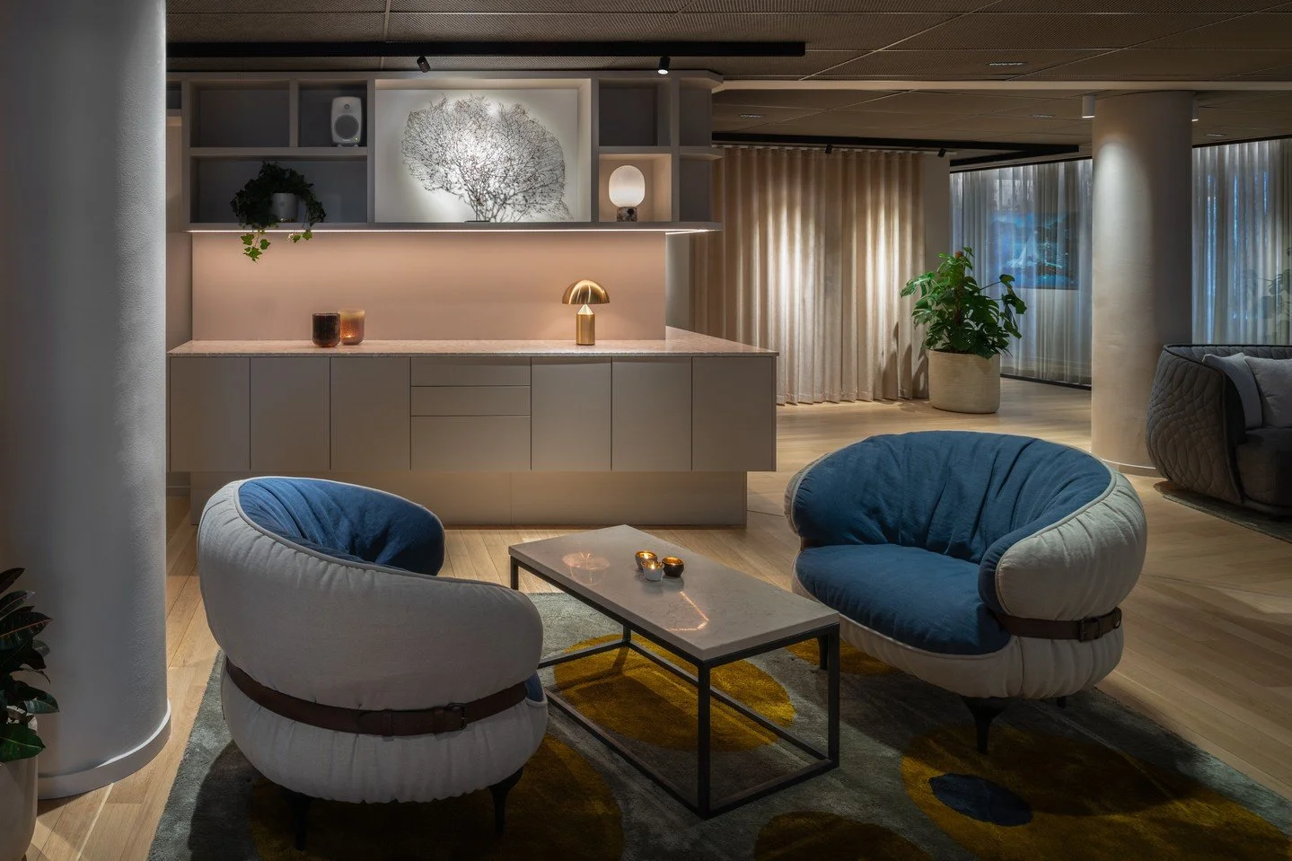 Fr&aring;n arkivet: Snellman Advokatbyr&aring;! I deras huvudkontor har vi skapat en plats d&auml;r historia m&ouml;ter framtid. Fastigheten &auml;r bel&auml;gen p&aring; Kungstr&auml;dg&aring;rdsgatan 20 i Stockholm, i en byggnad ritad av Ivar Tengb