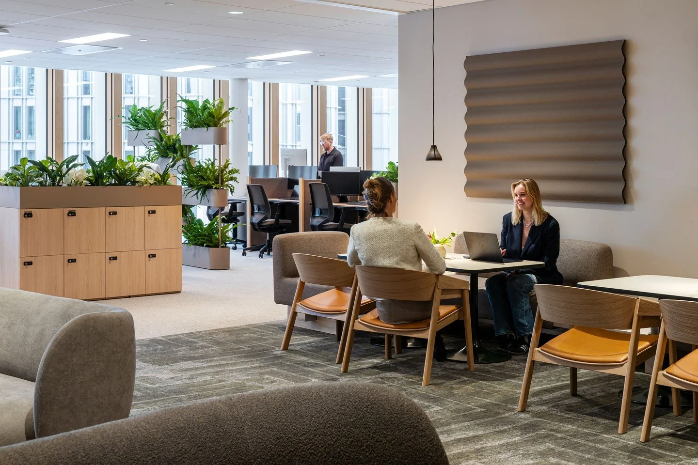 Vi har f&ouml;r andra g&aring;ngen f&aring;tt f&ouml;rtroendet att jobba med en lokalanpassning i fastigheten Forskaren &ndash;  denna g&aring;ng tillsammans med fastighets&auml;garen Vectura i utvecklingen av deras nya coworking-yta som just slagit 