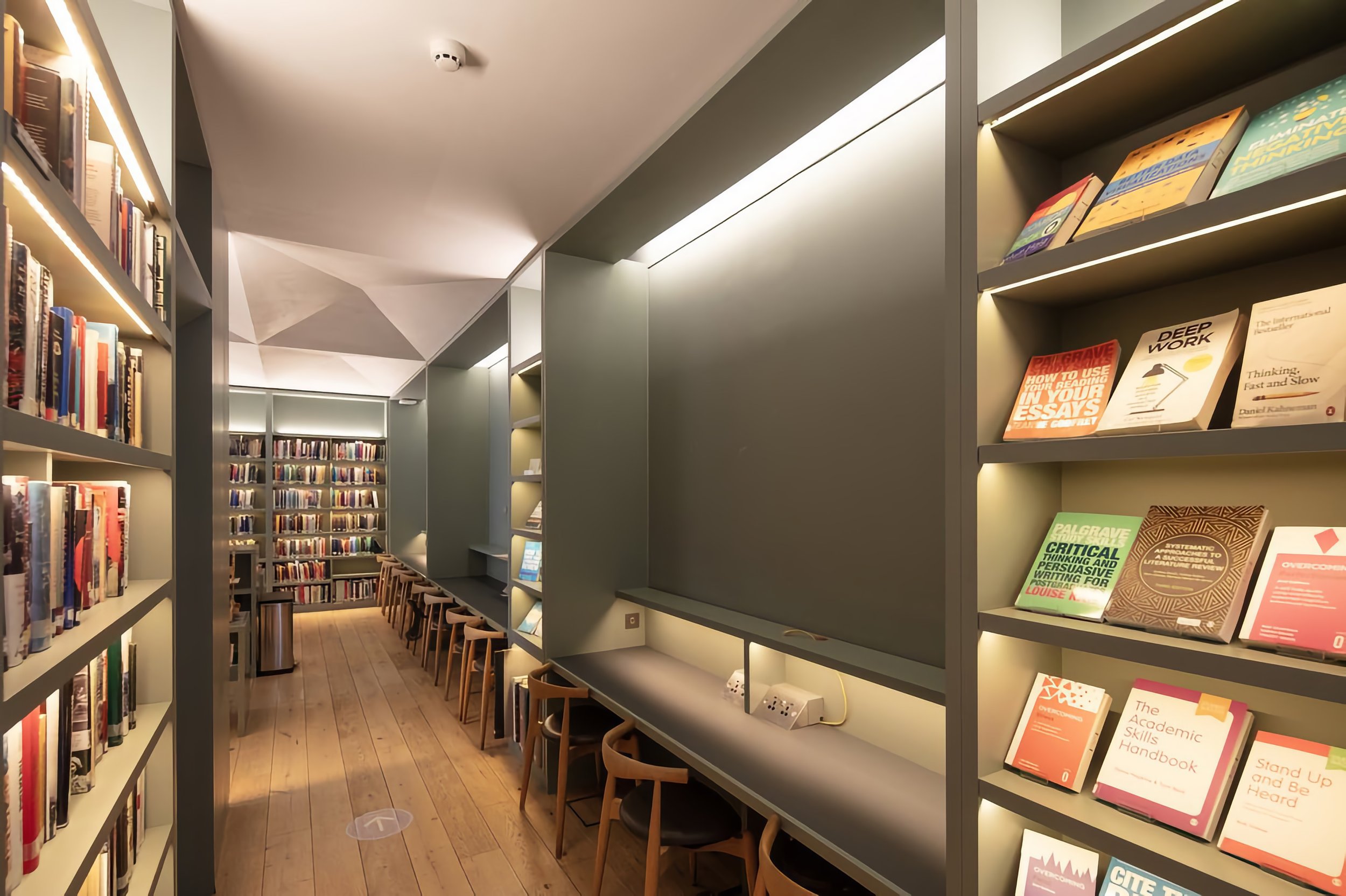 St_Cross_College_Oxford_048.max-1000x800 2.jpg