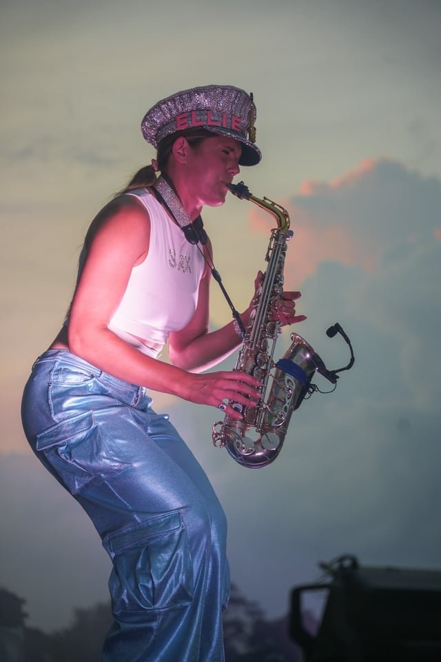 9628