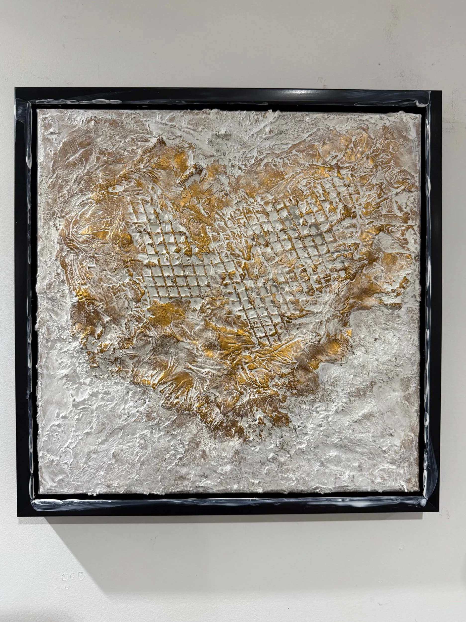 My Golden Heart — an original textured artwork by Kelly-Anne Scott. Sculpted white and metallic gold heart, rich raised texture, framed and one-of-a-kind. Contemporary luxury art made in the UK.