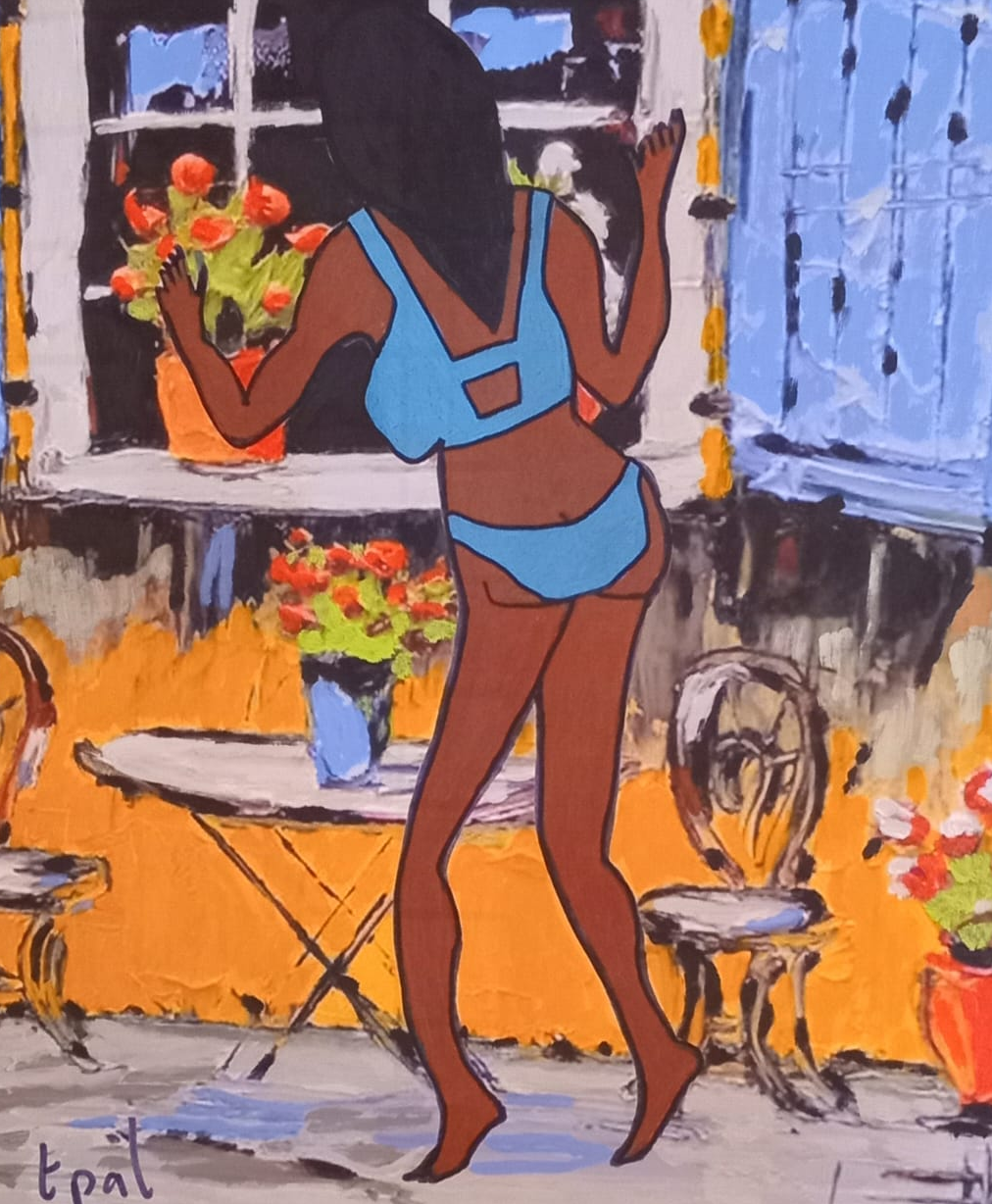 Settles in the petals