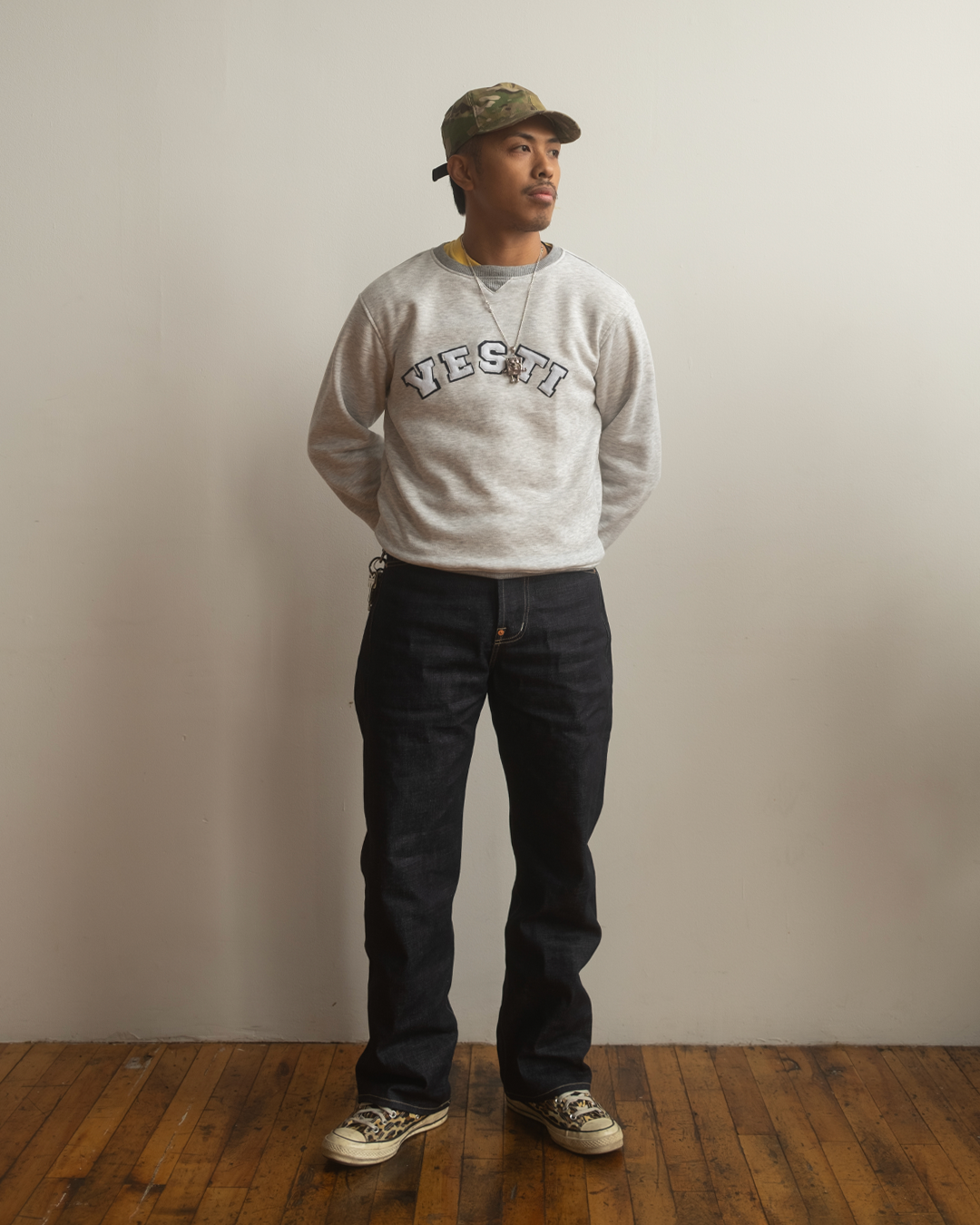 Crewneck model front.png