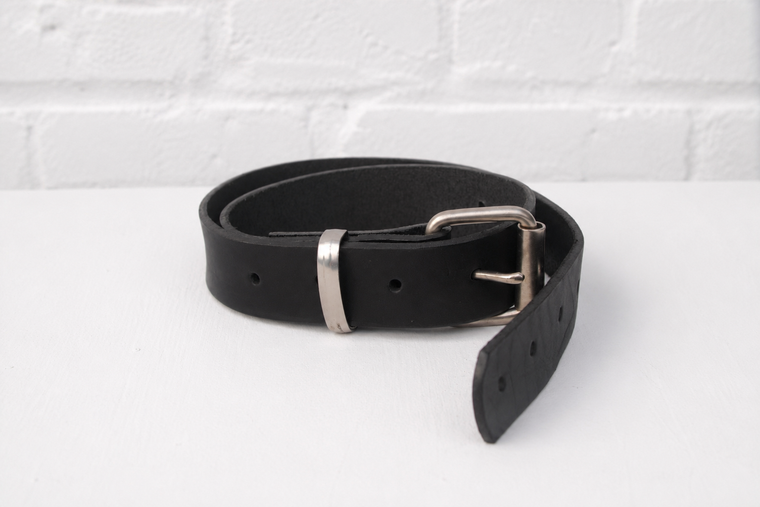 retouched 3cm belt rolled front2.png