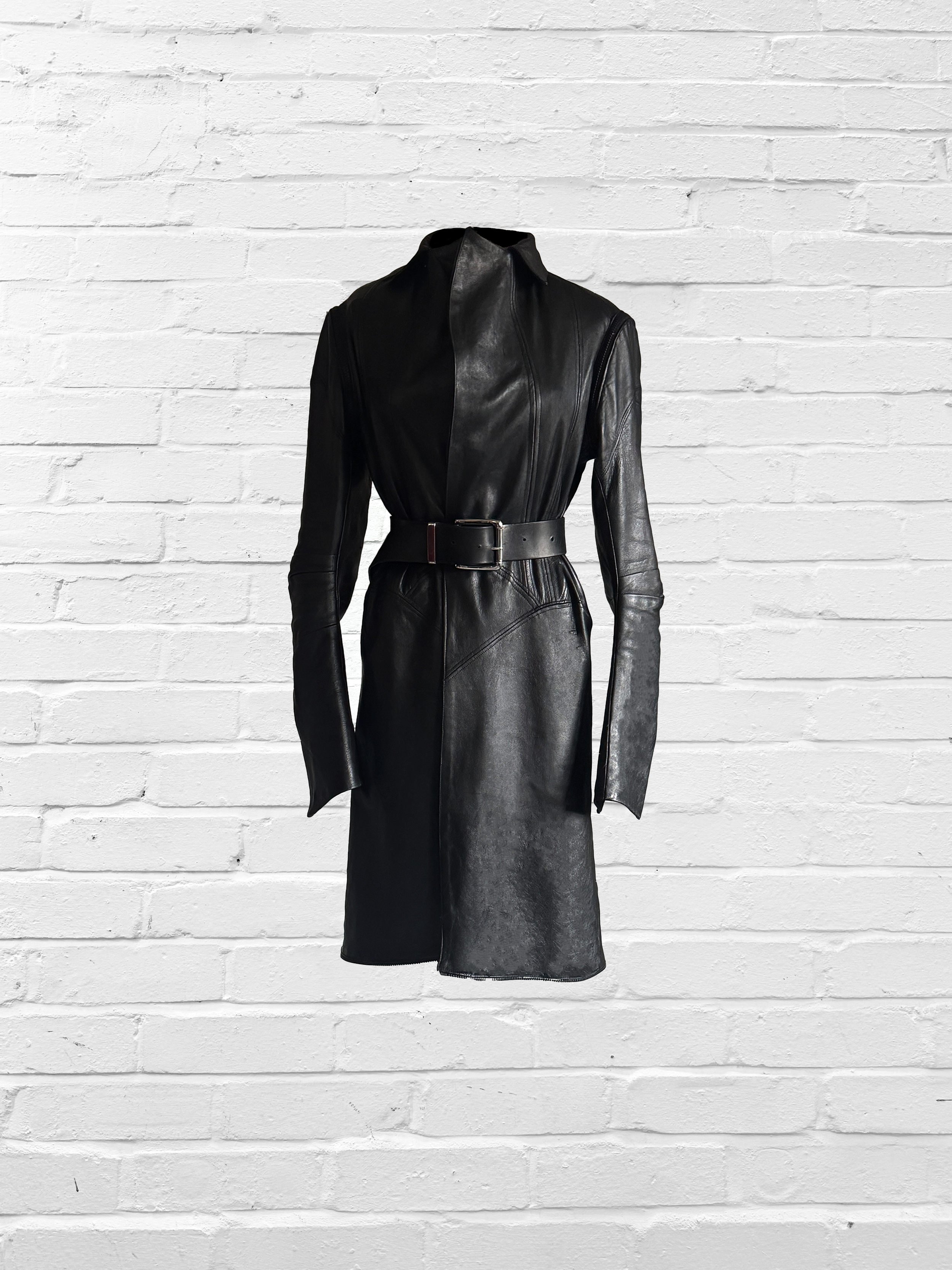 short trench website photo FRONT VIEW ZIPPED OFF.png