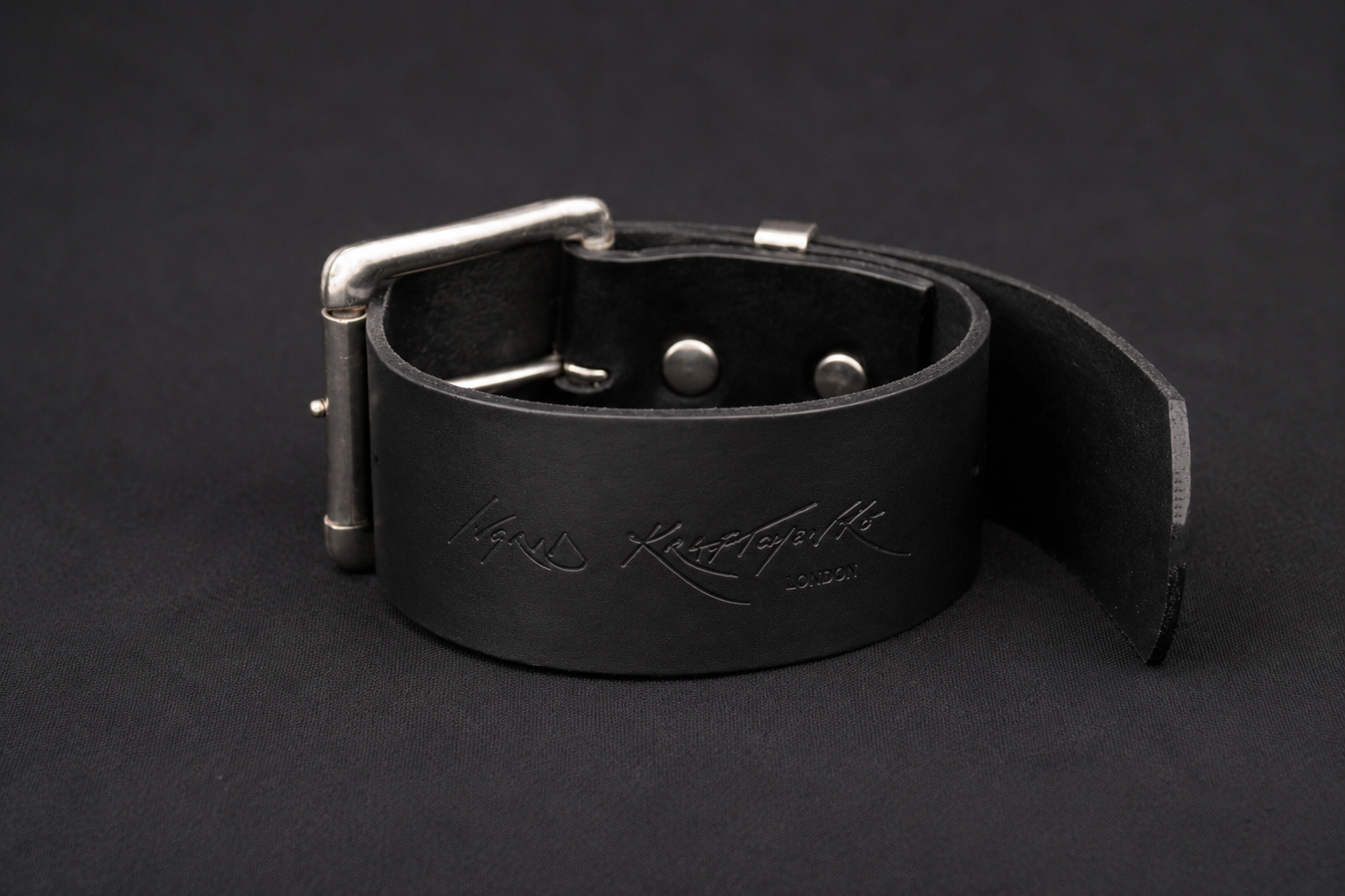 black choker final engraved.png