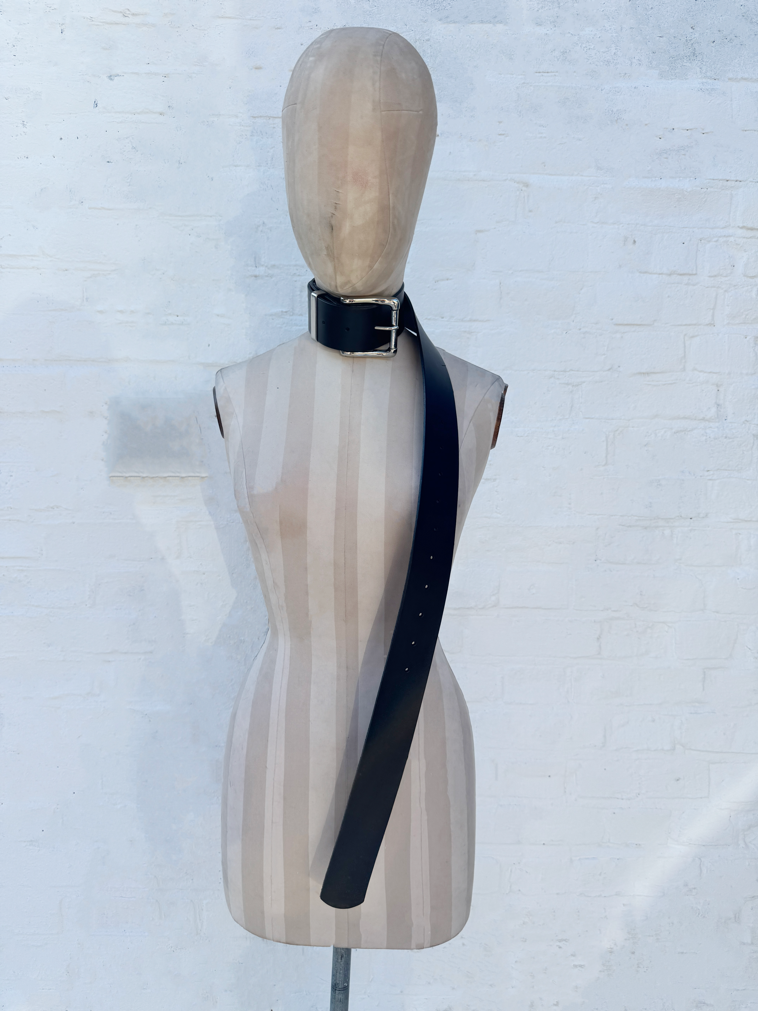 Prey '26 Signature Long Black Leather Waist Belt & Choker with Metallic Buckle
