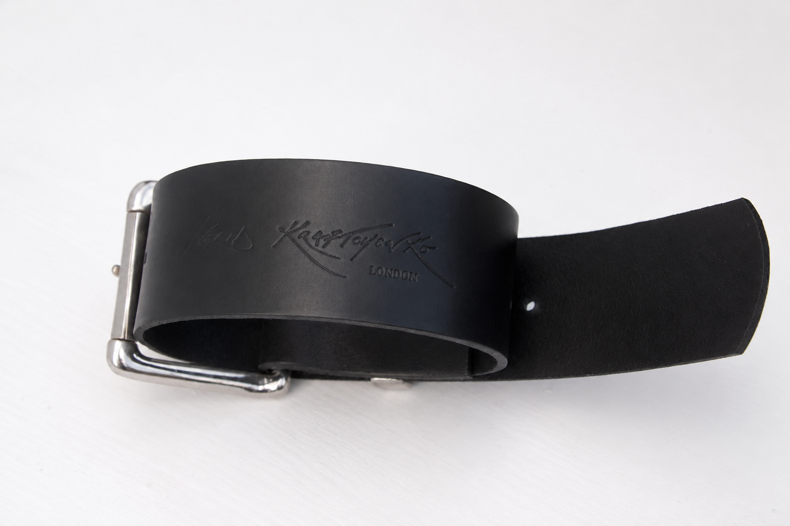 editied 5cm choker laydown.jpg