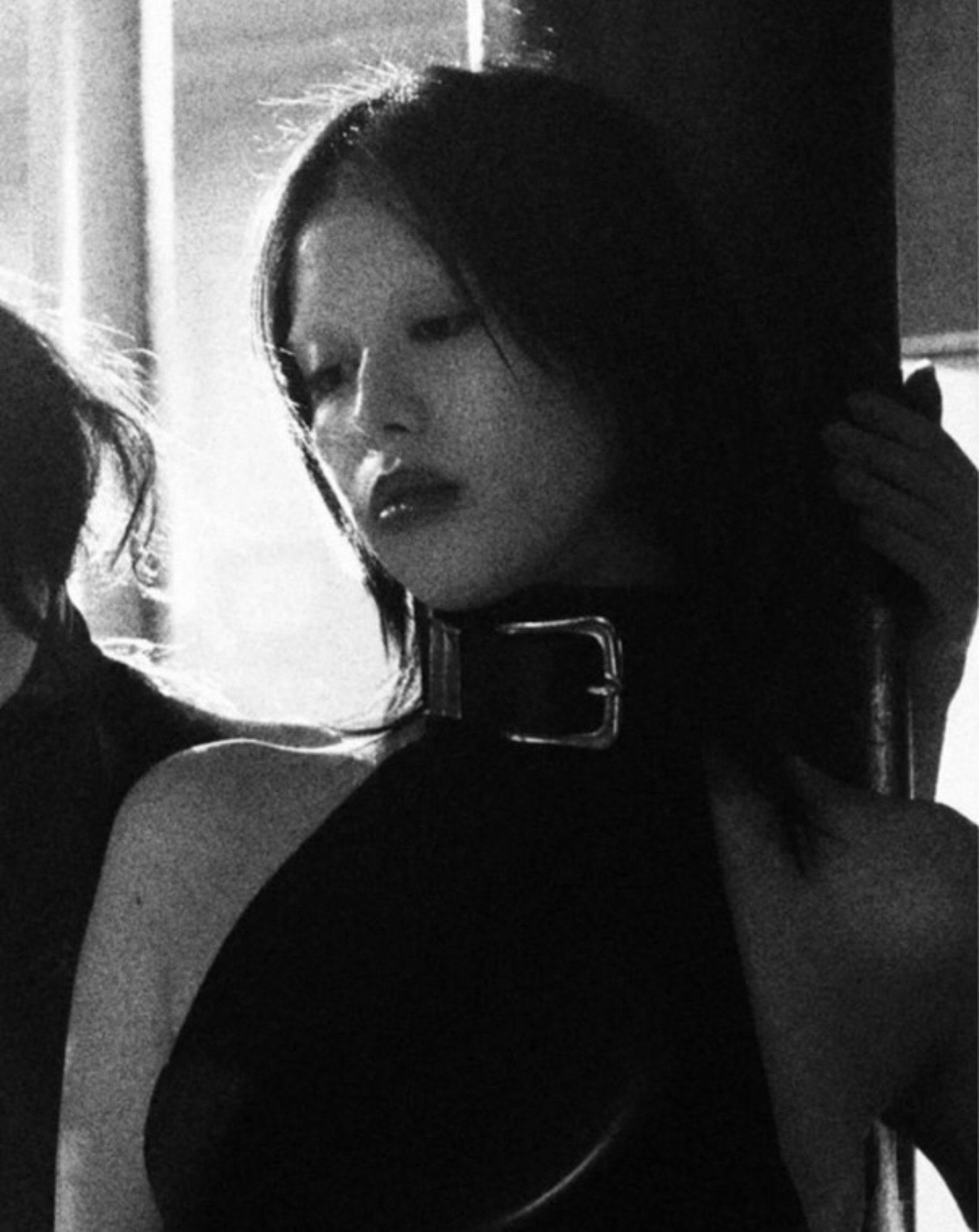 Prey '26 black classic leather choker belt with buckle