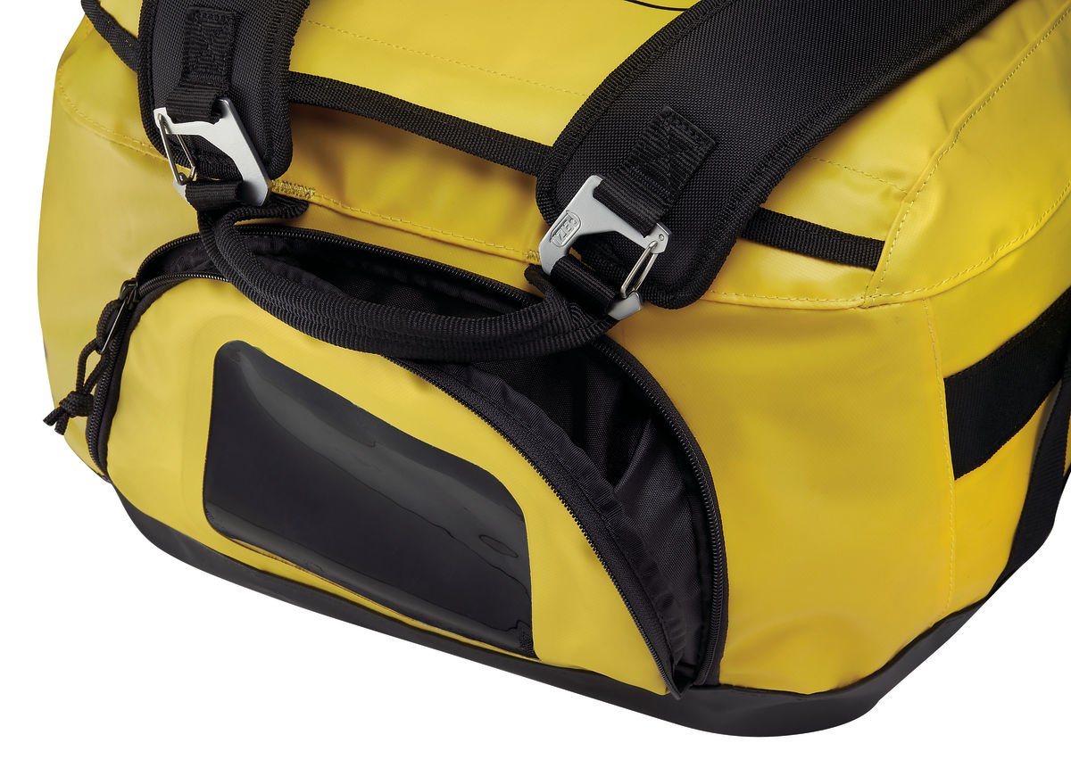 S045AA00-DUFFEL-65-focus-2_LowRes.jpeg