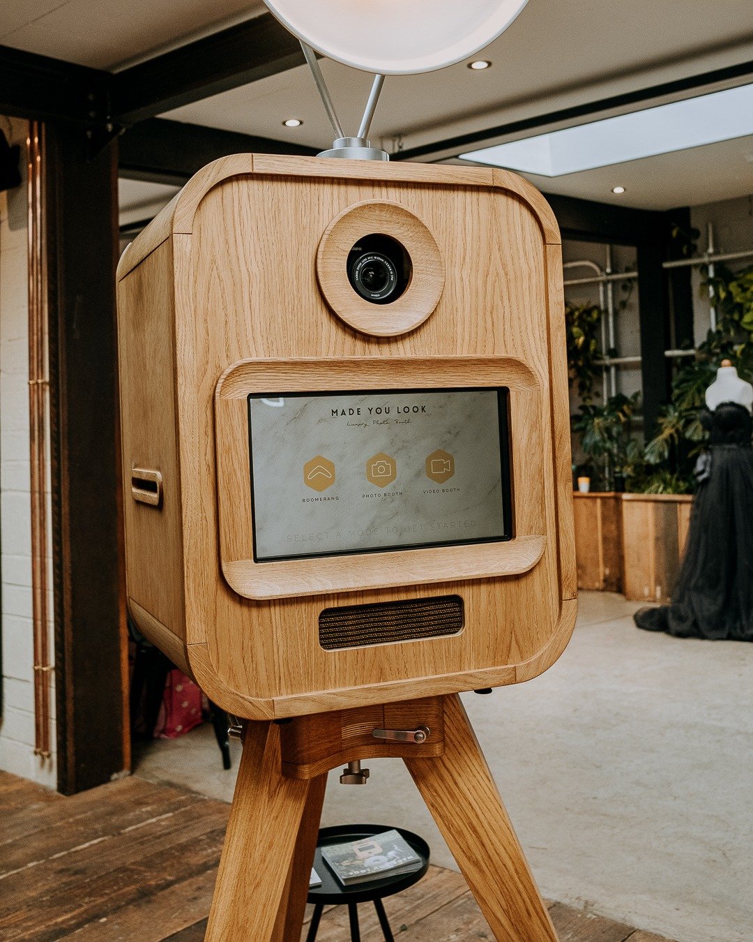 @shackrevolution was the perfect venue for the Photo Booth at the @unconventional_wedding show back in March 💖