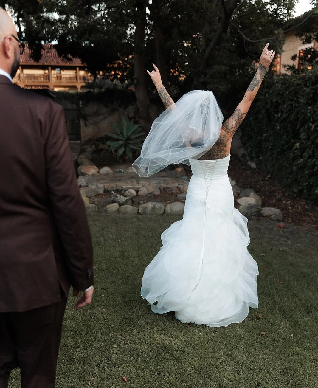 I feel so lucky to have been witness to this very very sweet celebration of Kirk and Sadie. Their story was just awesome, from a chance encounter over a shared yard fence, to a gate that opened a beautiful new chapter that continues to bring out the 