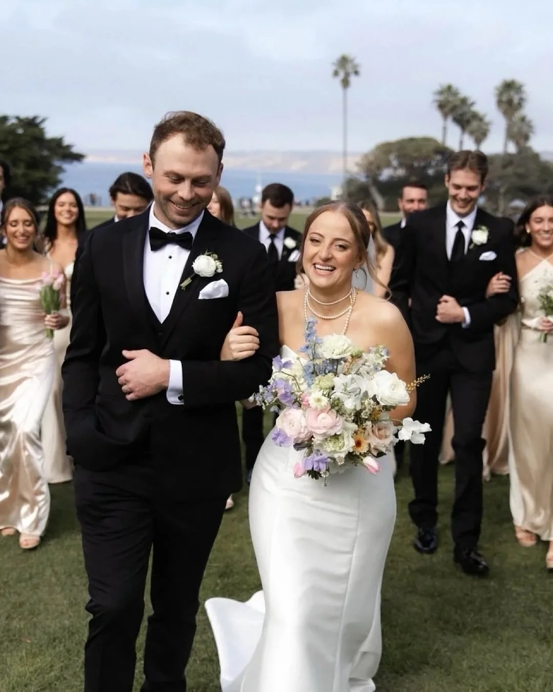 Kiana and Zak celebrate in La Jolla 🥂 
A timeless blend of old world glamour and breathtaking ocean views. A celebration that captured both the elegance and relaxed beauty of Southern California.
Thank you to @crowned.events  for executing the logis