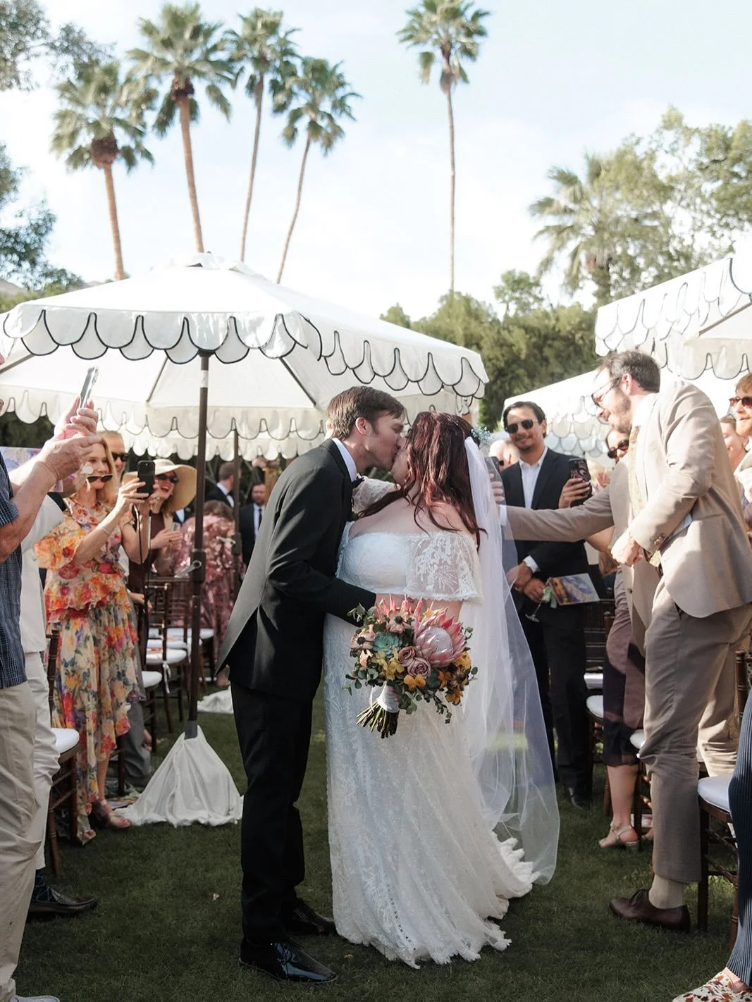 A quick sneak preview from this gorgeous Palm Springs wedding of Aaron and Betty. There is always something so uniquely stylish about weddings in Palm Springs. A charm that makes for a glamour that feels both nostalgic and fresh! Thank you @artisanev