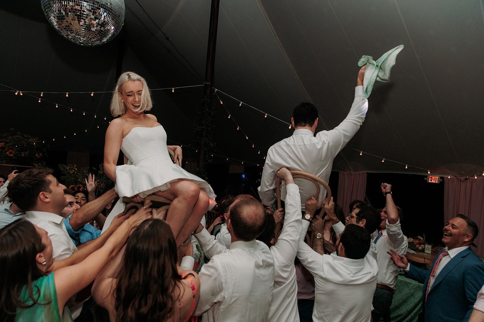 Parlm-Springs-Hora-dance-1.jpg